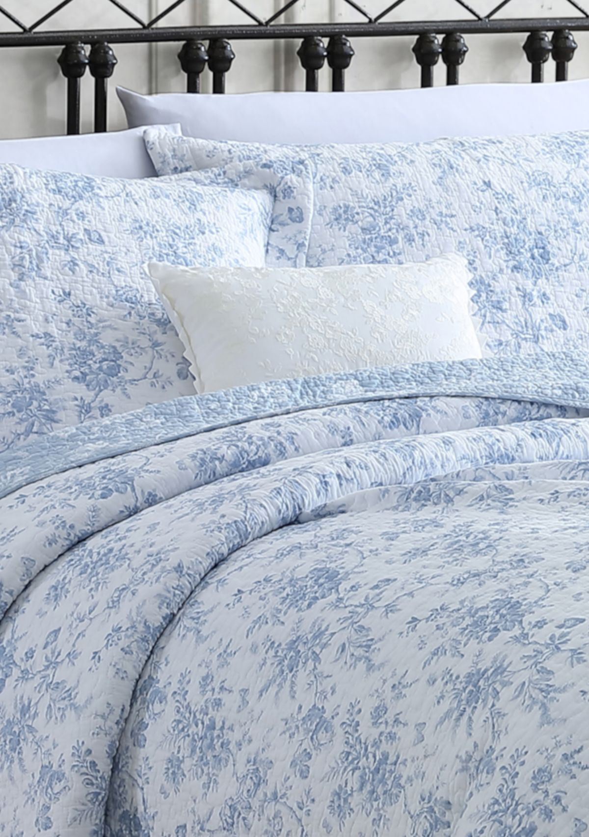 Walled Garden 2-Piece Floral Cotton Quilt Set