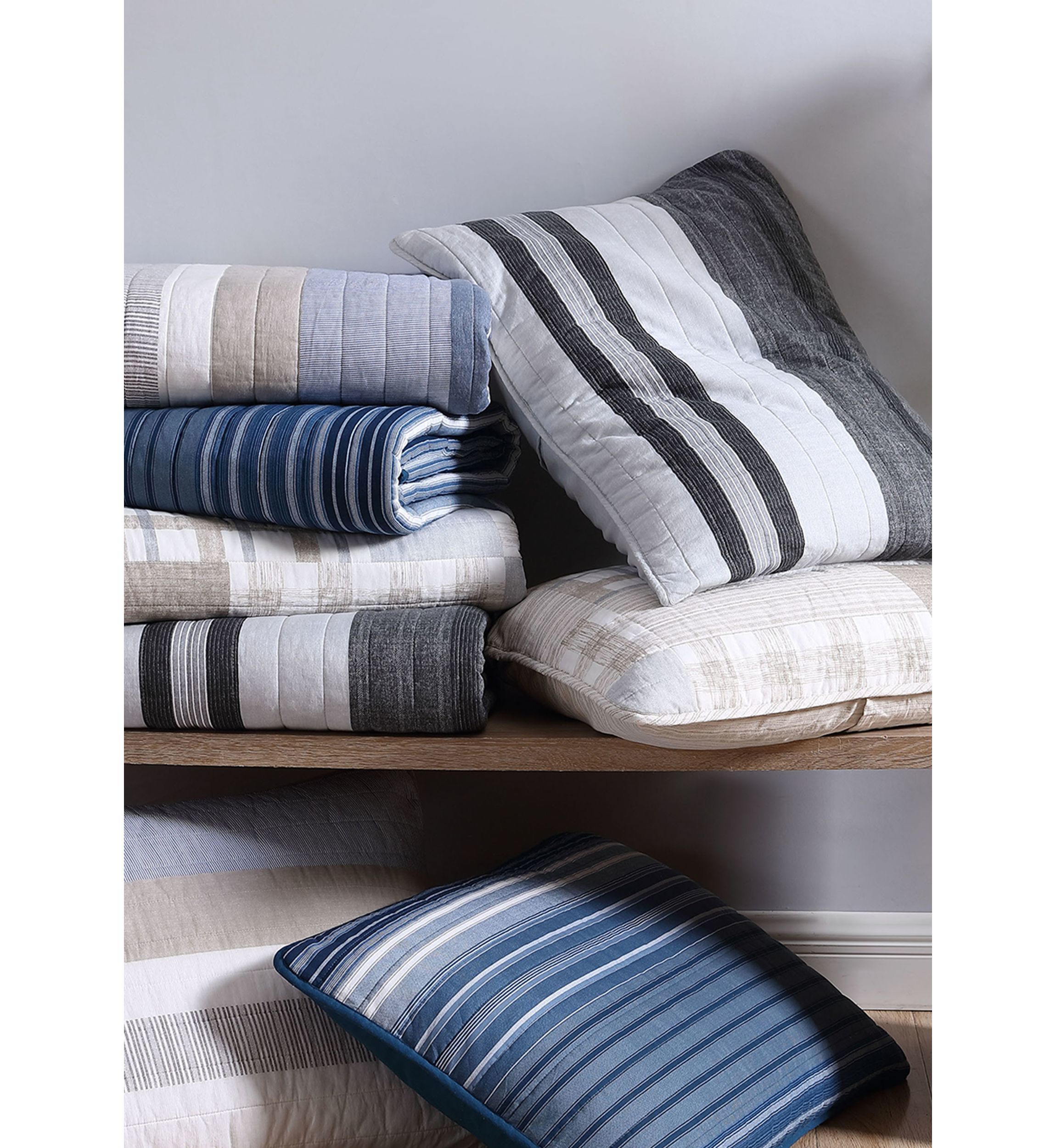 Galewood Cotton Quilt Set