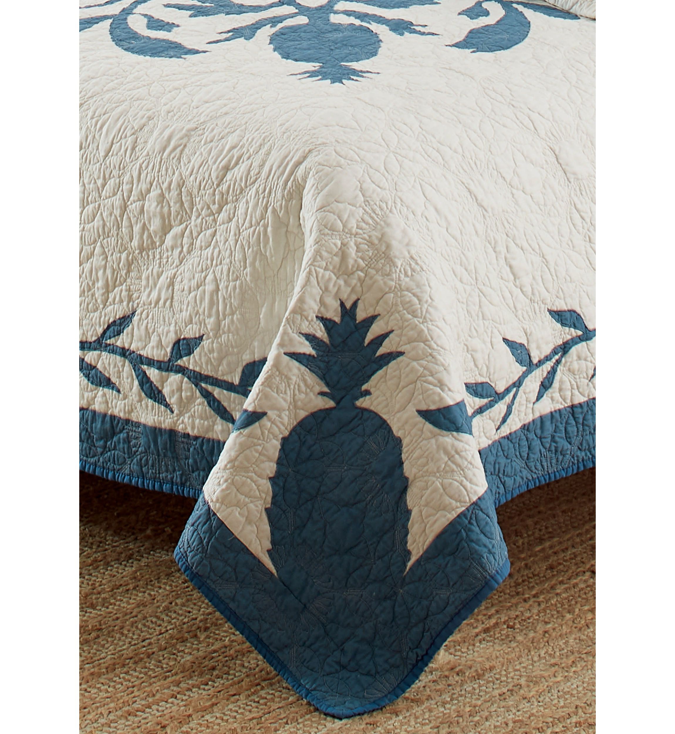 Aloha Pineapple Cotton Quilt