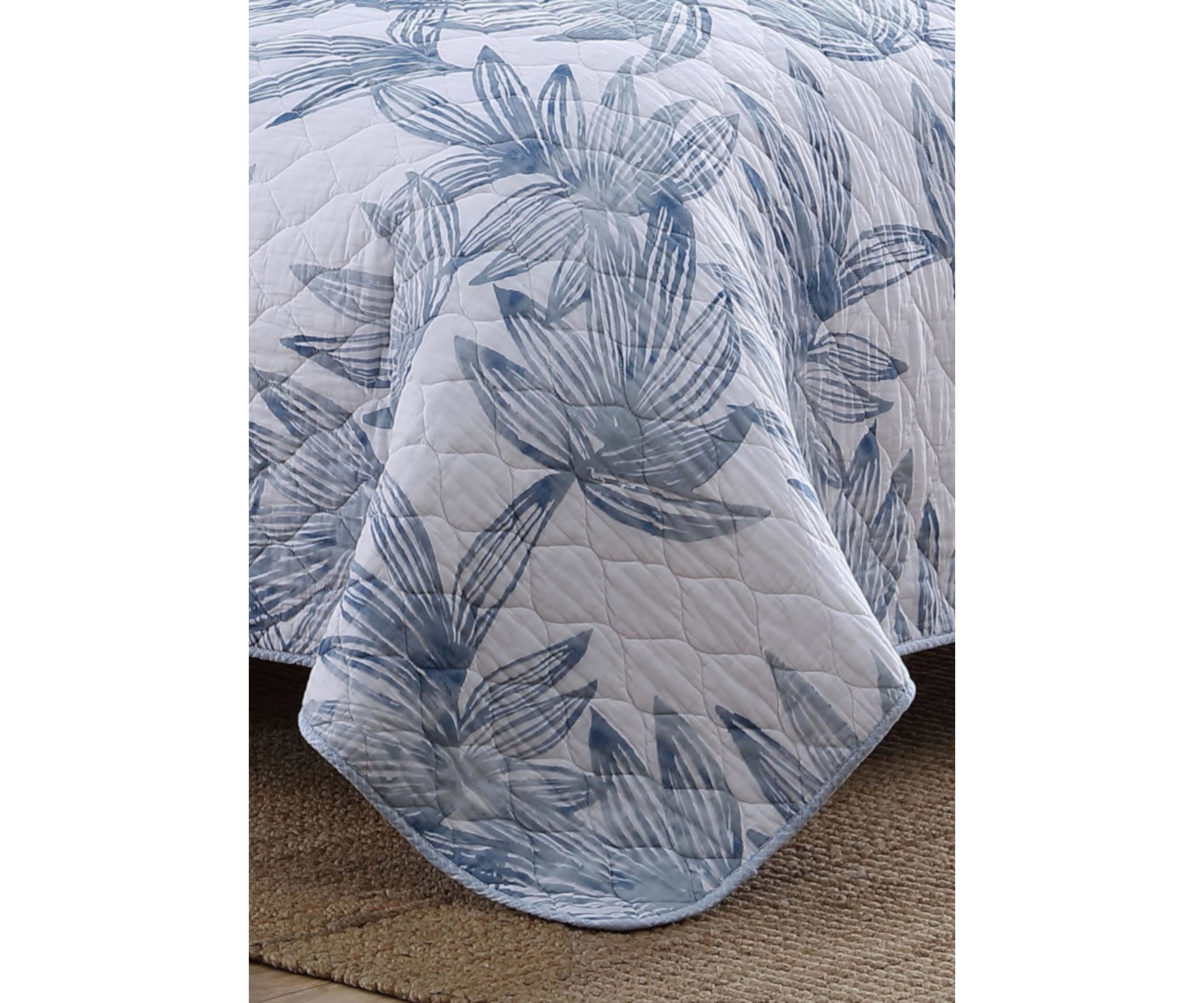 Kayo 3-Piece Floral Cotton Quilt Set