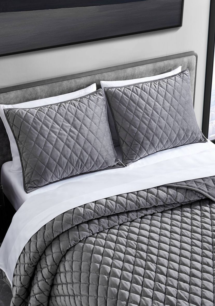 Diamond Velvet Quilt Set