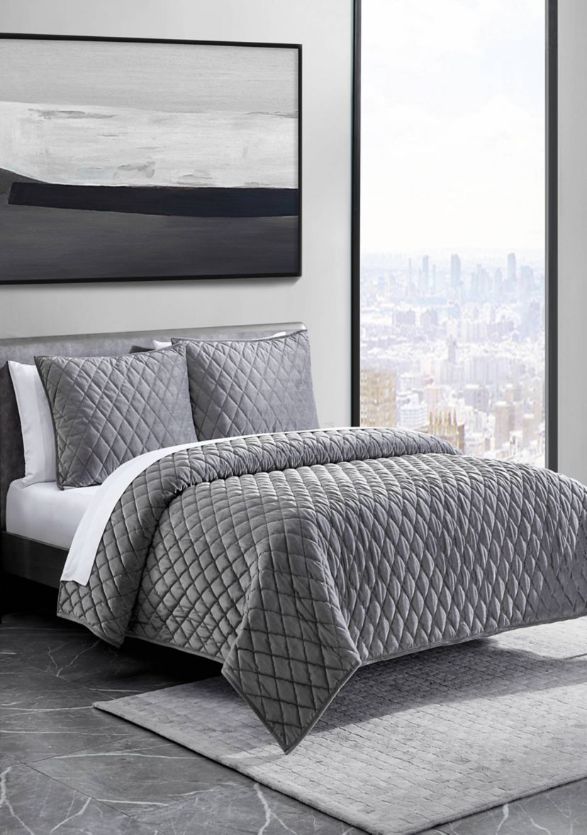 Diamond Velvet Quilt Set