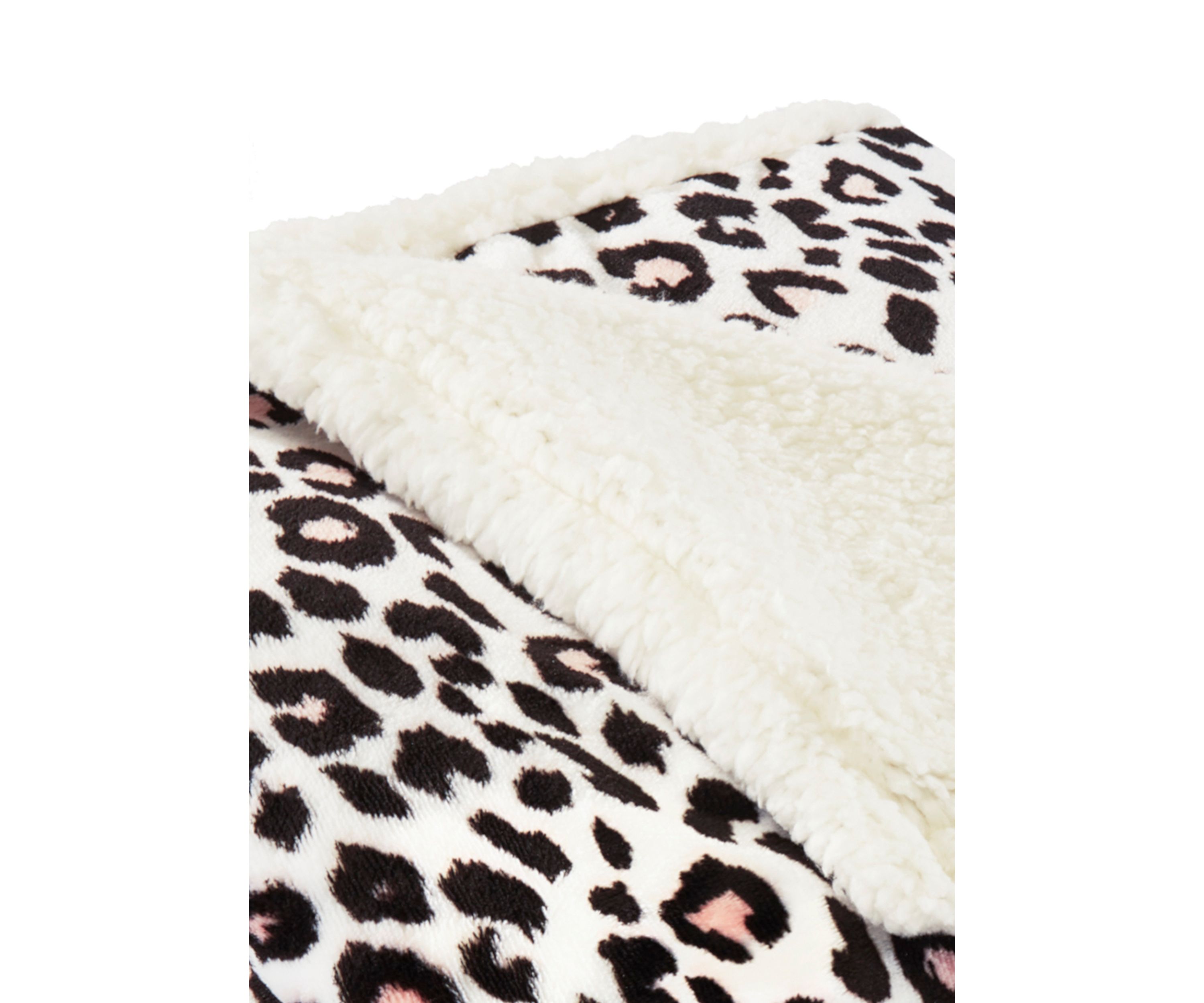 Betseys Leopard Pink Plush Blanket
