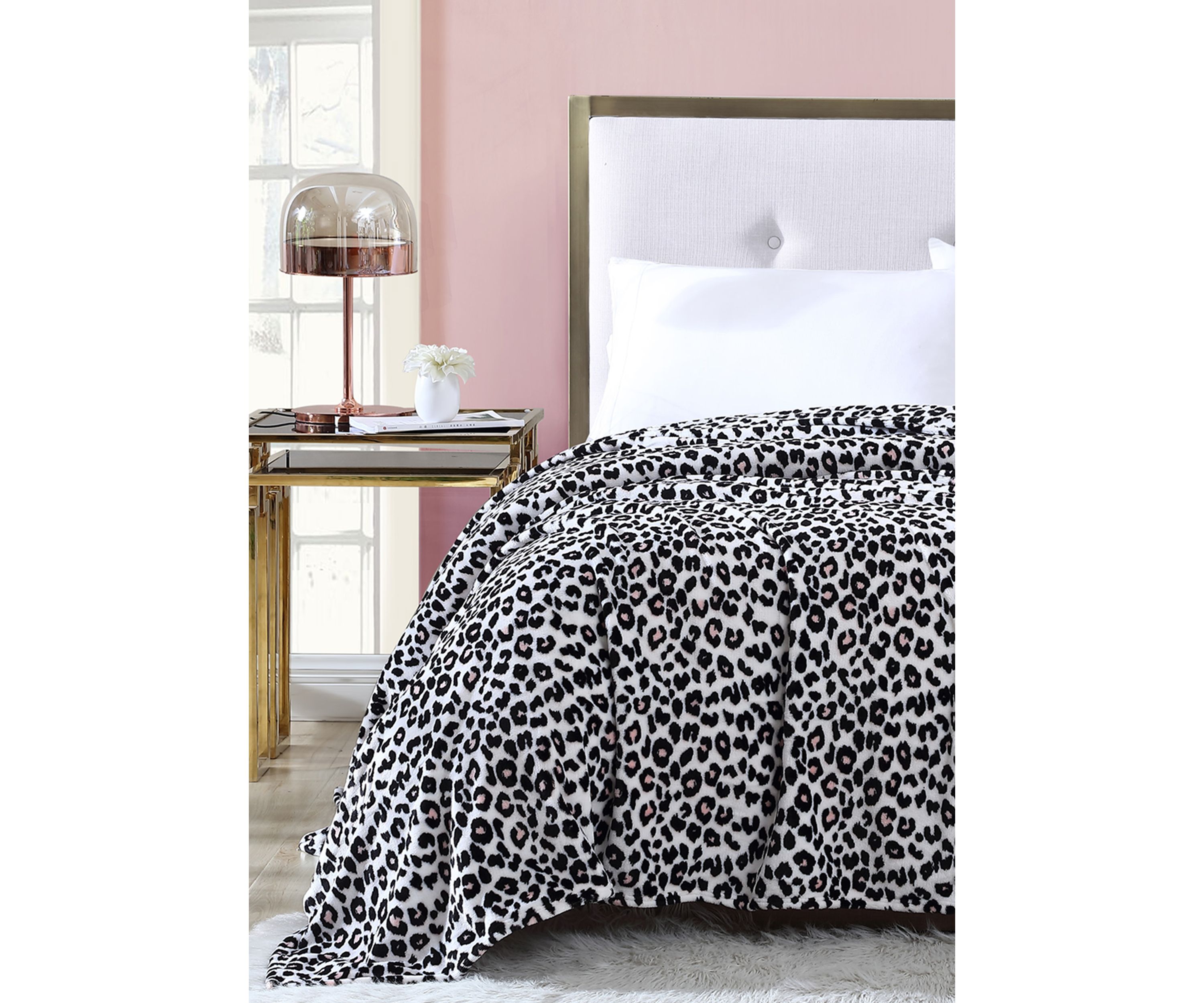 Betseys Leopard Pink Plush Blanket