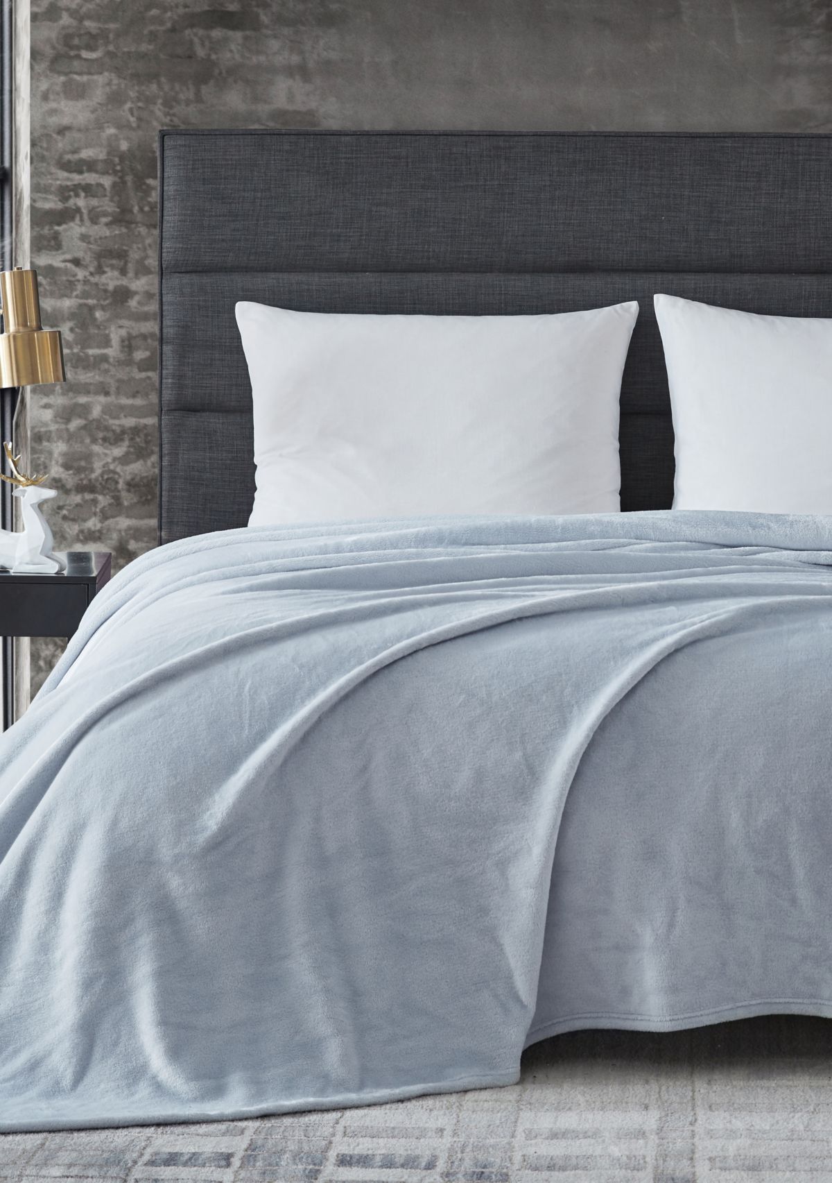 KCR Solid Plush Blanket