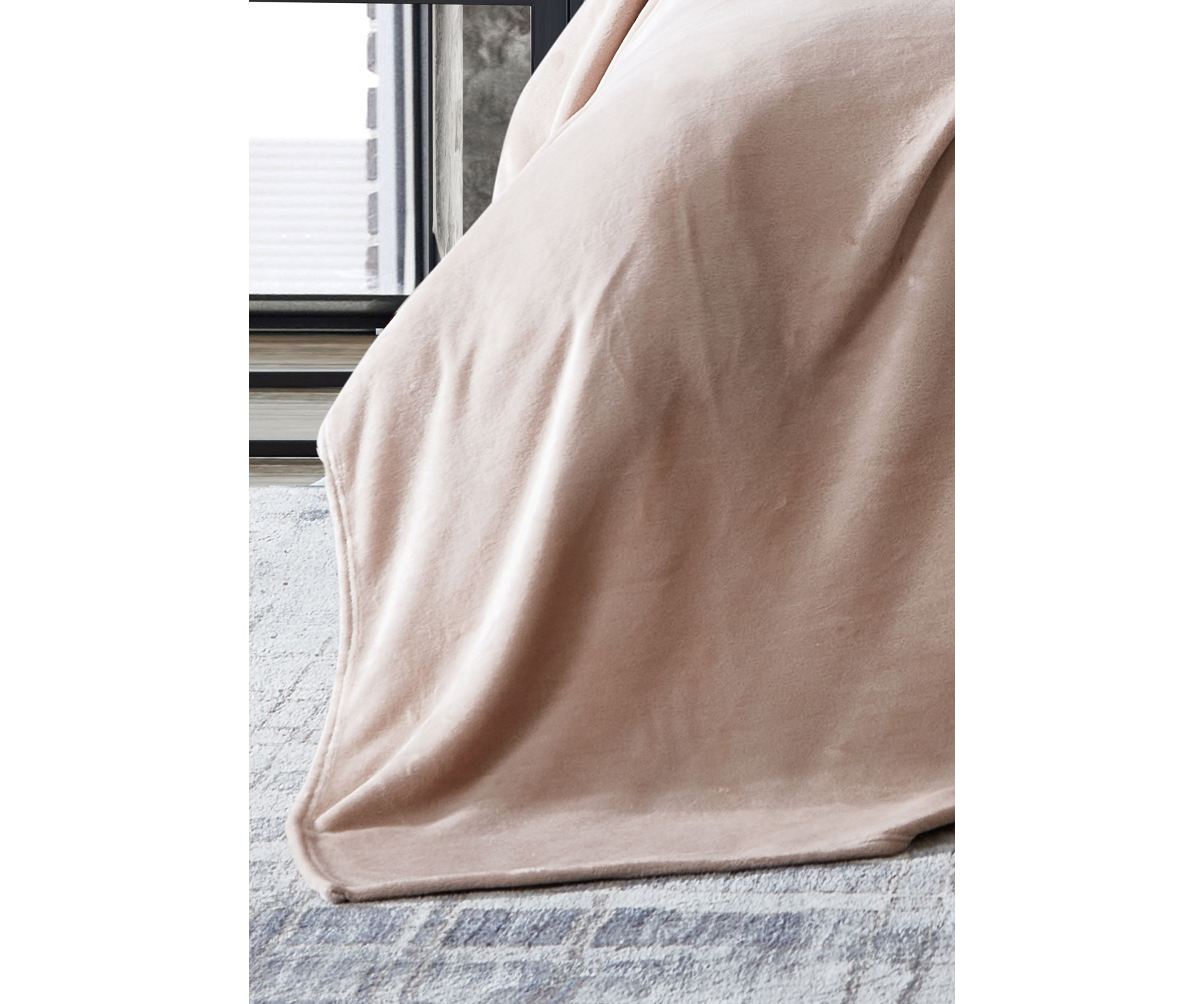 Reaction Solid Ultra Soft Plush 1-Piece Full/Queen Blanket