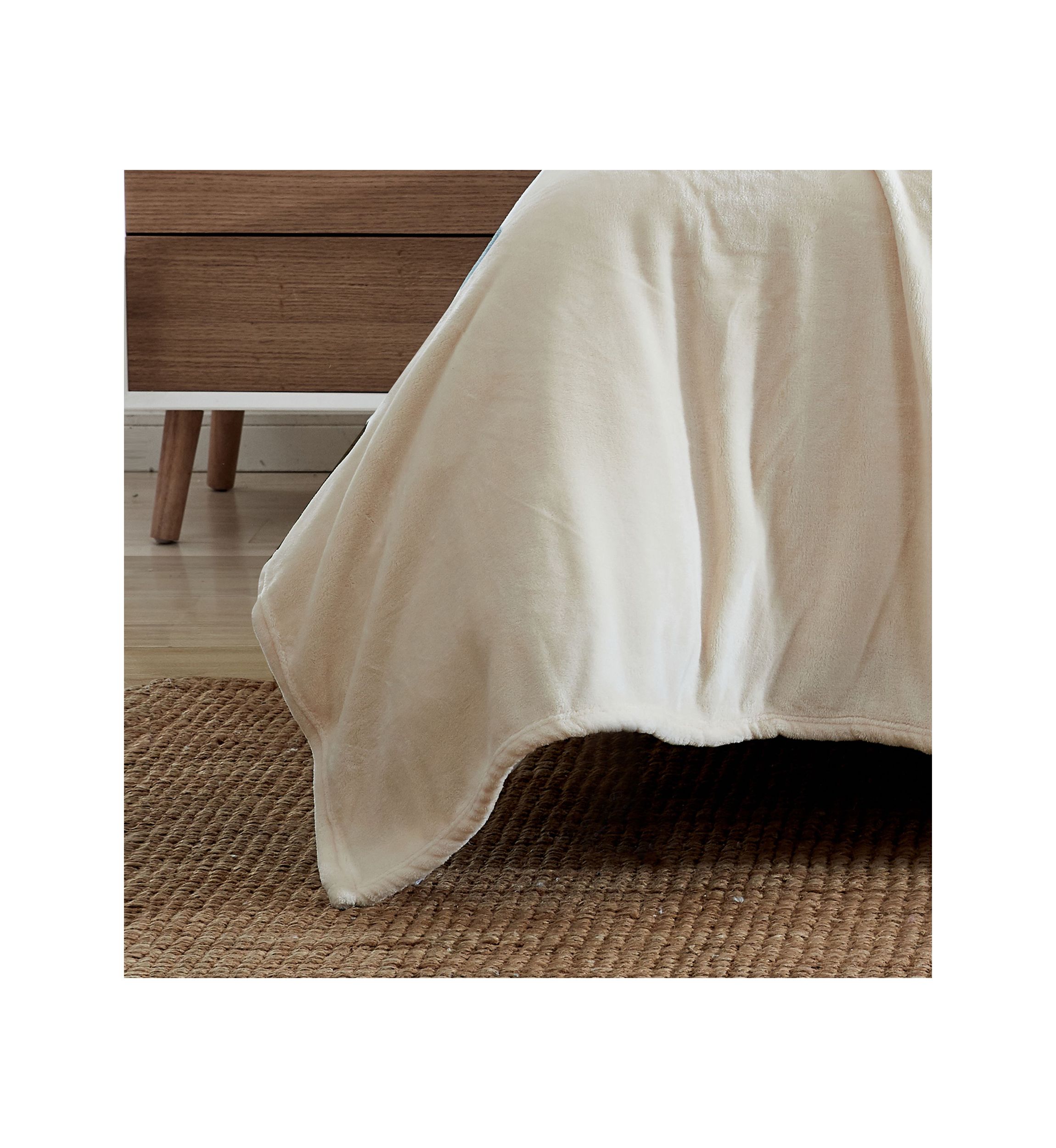 Ultra Soft Plush 1-Piece Solid Blanket