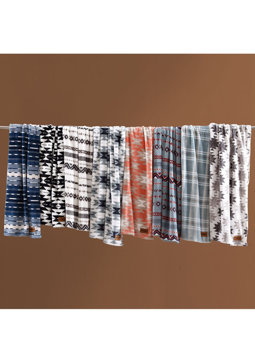 Diamond Trail Microfiber Throw Blanket