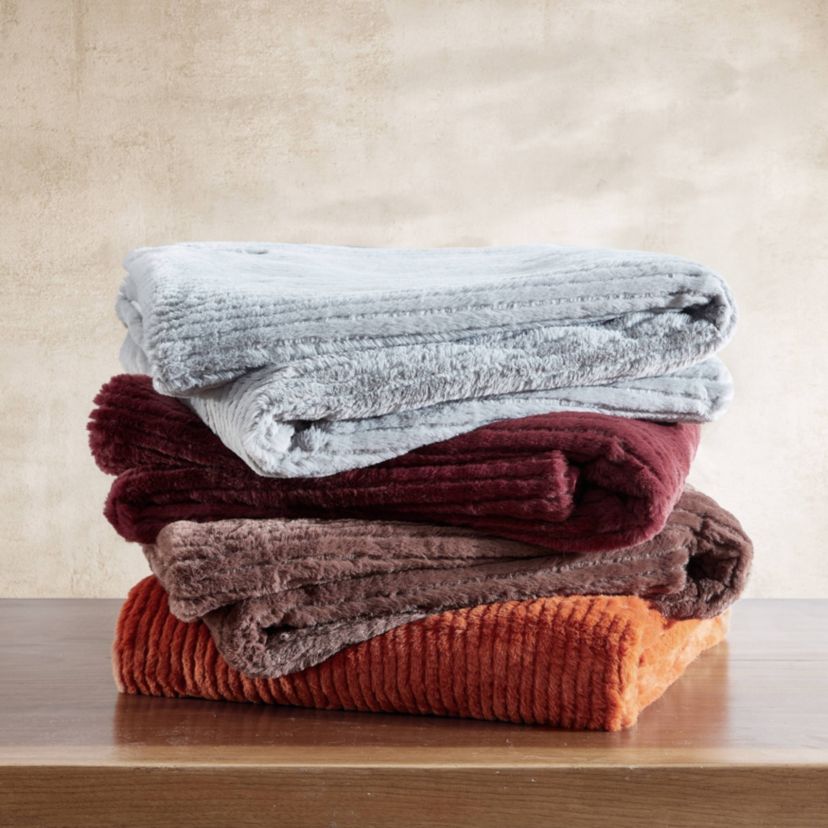 Ribbed Texture Stripe Solid Microfiber Throw Blanket