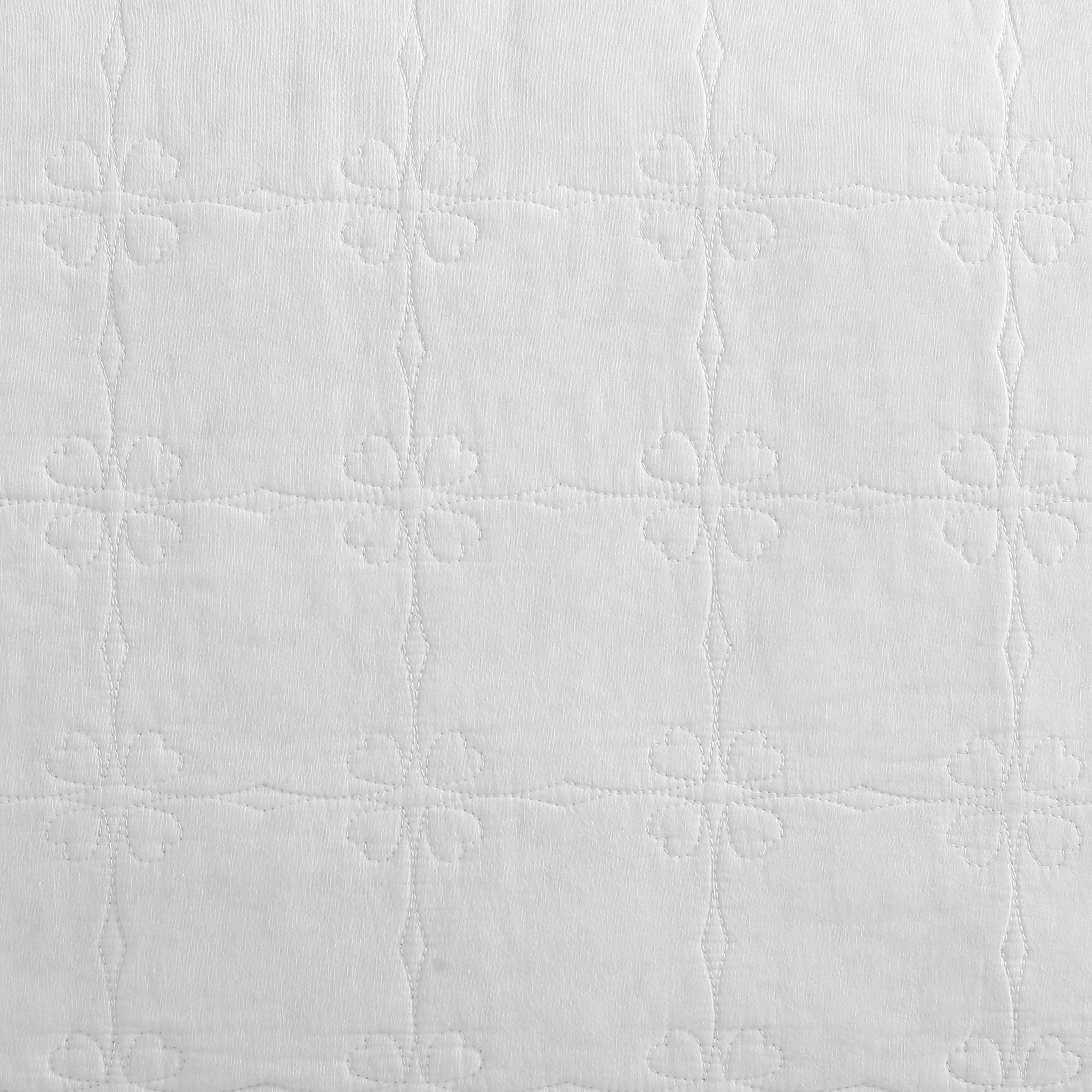 Floral Trellis Cotton Quilt-Sham Set Bonus