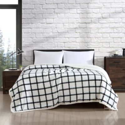 Bunkhouse Plaid Plush Fleece Blanket