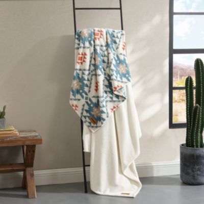 Wgr Solid Ultra Soft Plush Fleece-Blanket