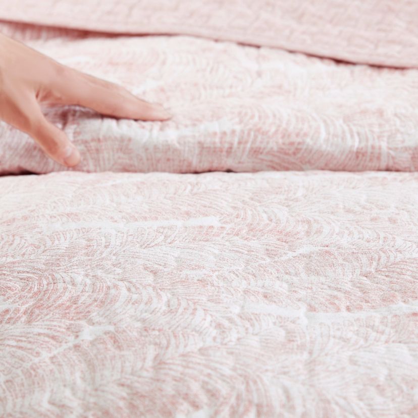 Distressed Water Leaves Cotton Quilt-Sham Set