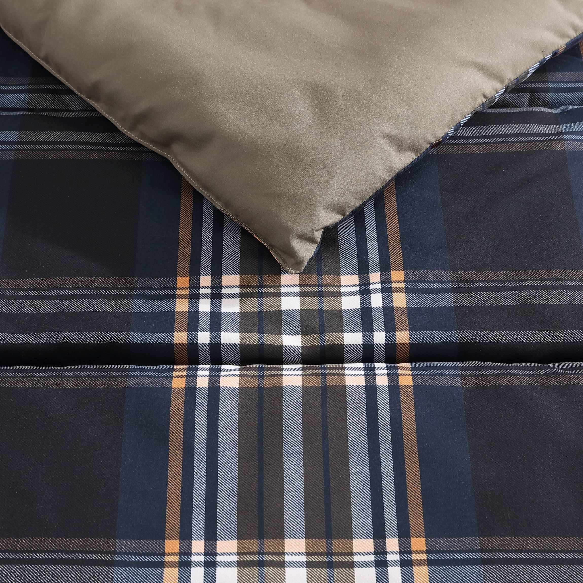 City Flats Plaid Microfiber Duvet Cover Set