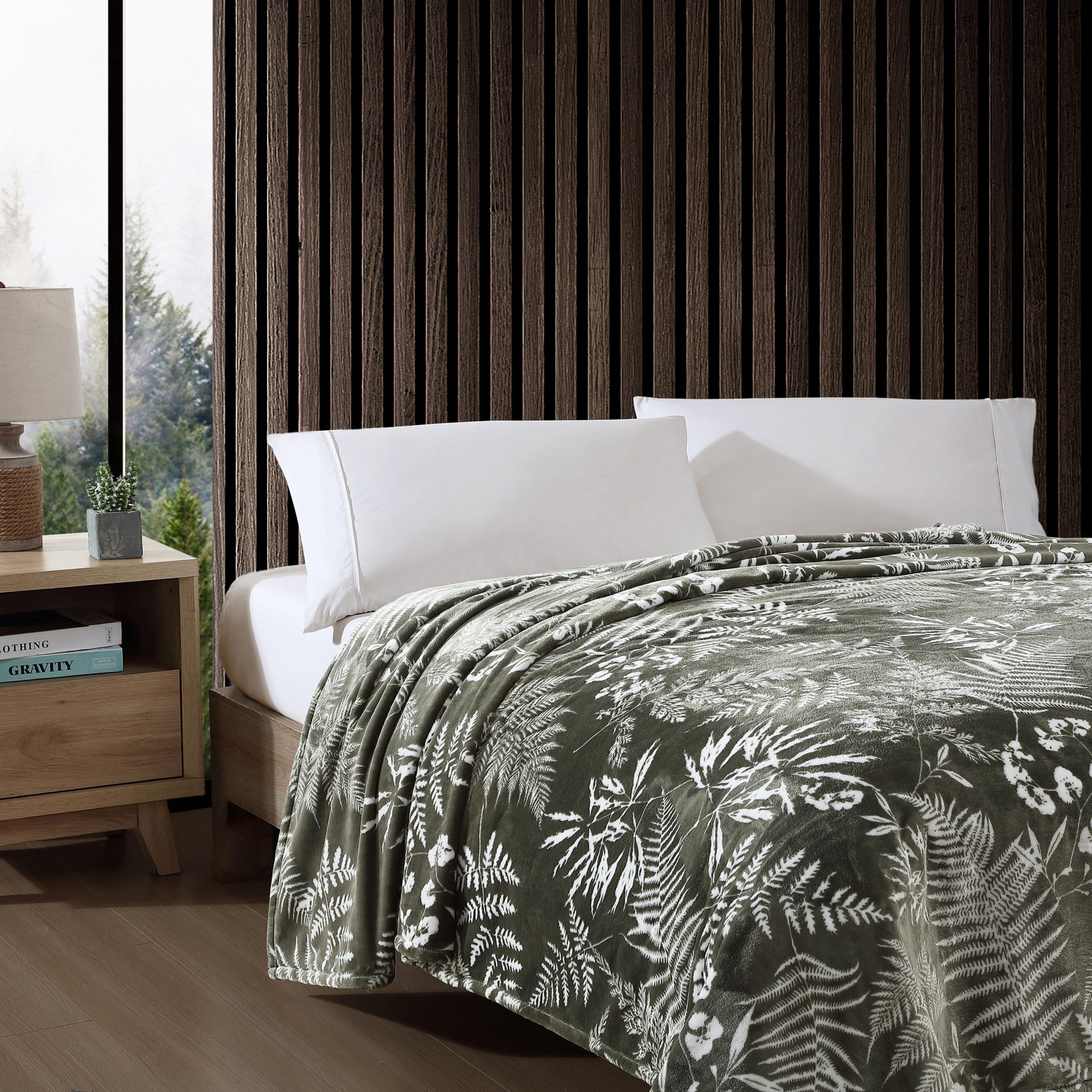 Fern Garden Microfiber Blanket