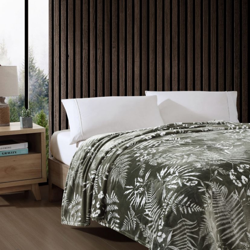Fern Garden Microfiber Blanket