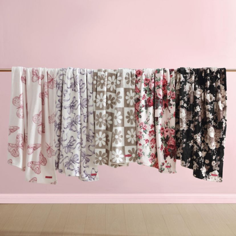 Ballet Bows Microfiber Blanket