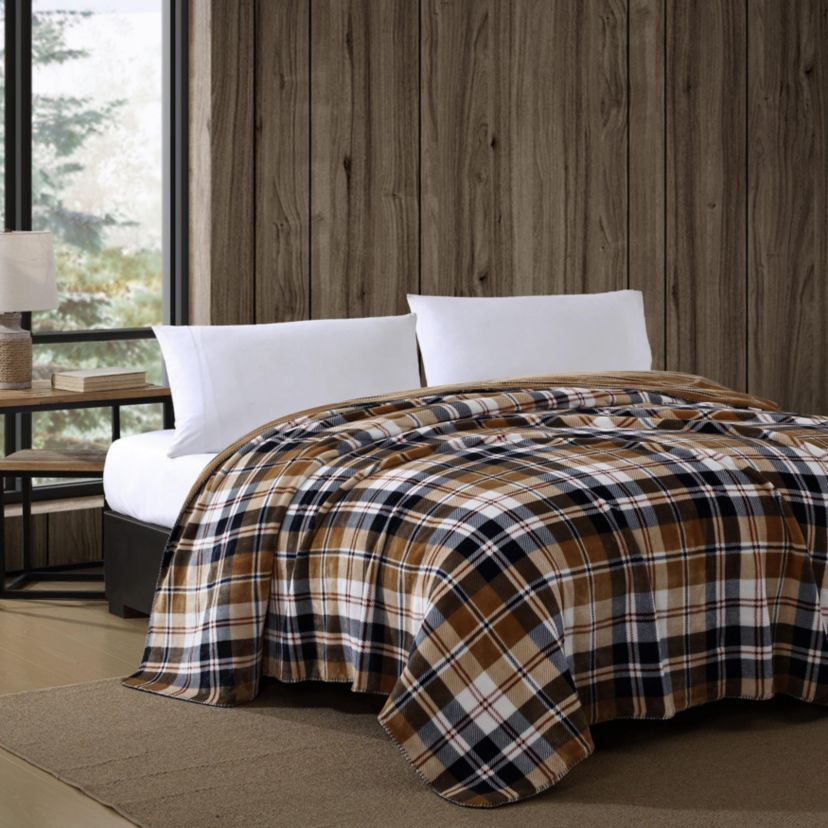 Trailhead Plaid Reversible Microfiber Blanket