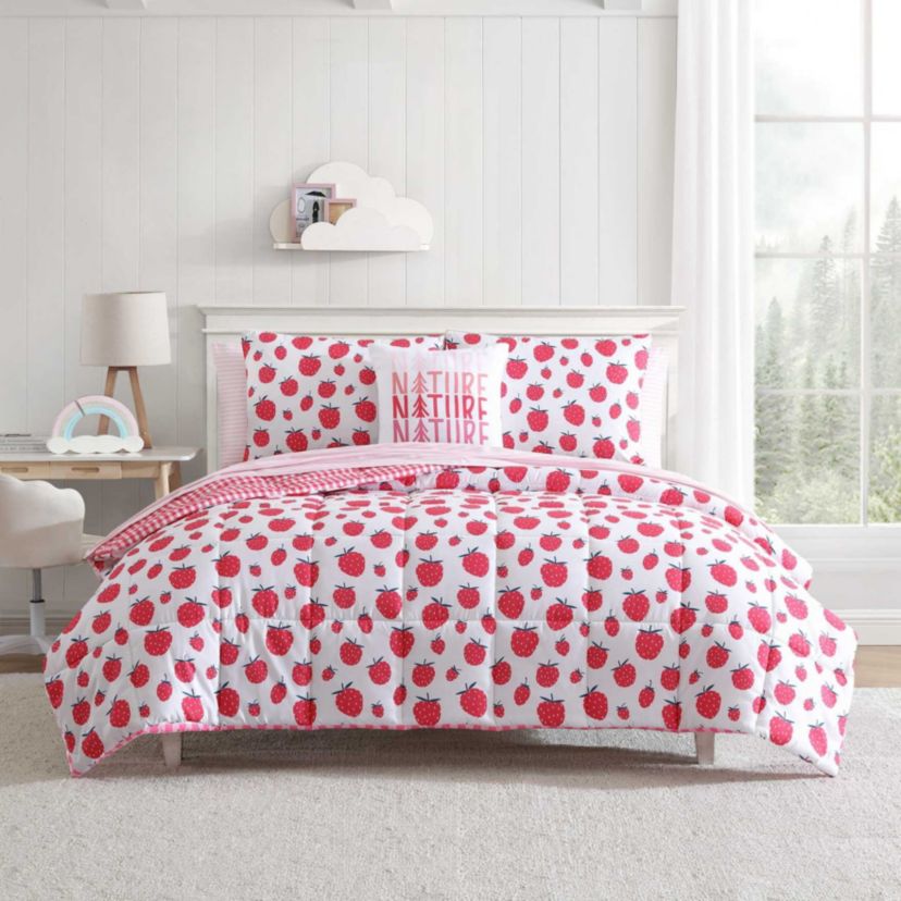 Strawberry Field Microfiber Comforter Bonus Set