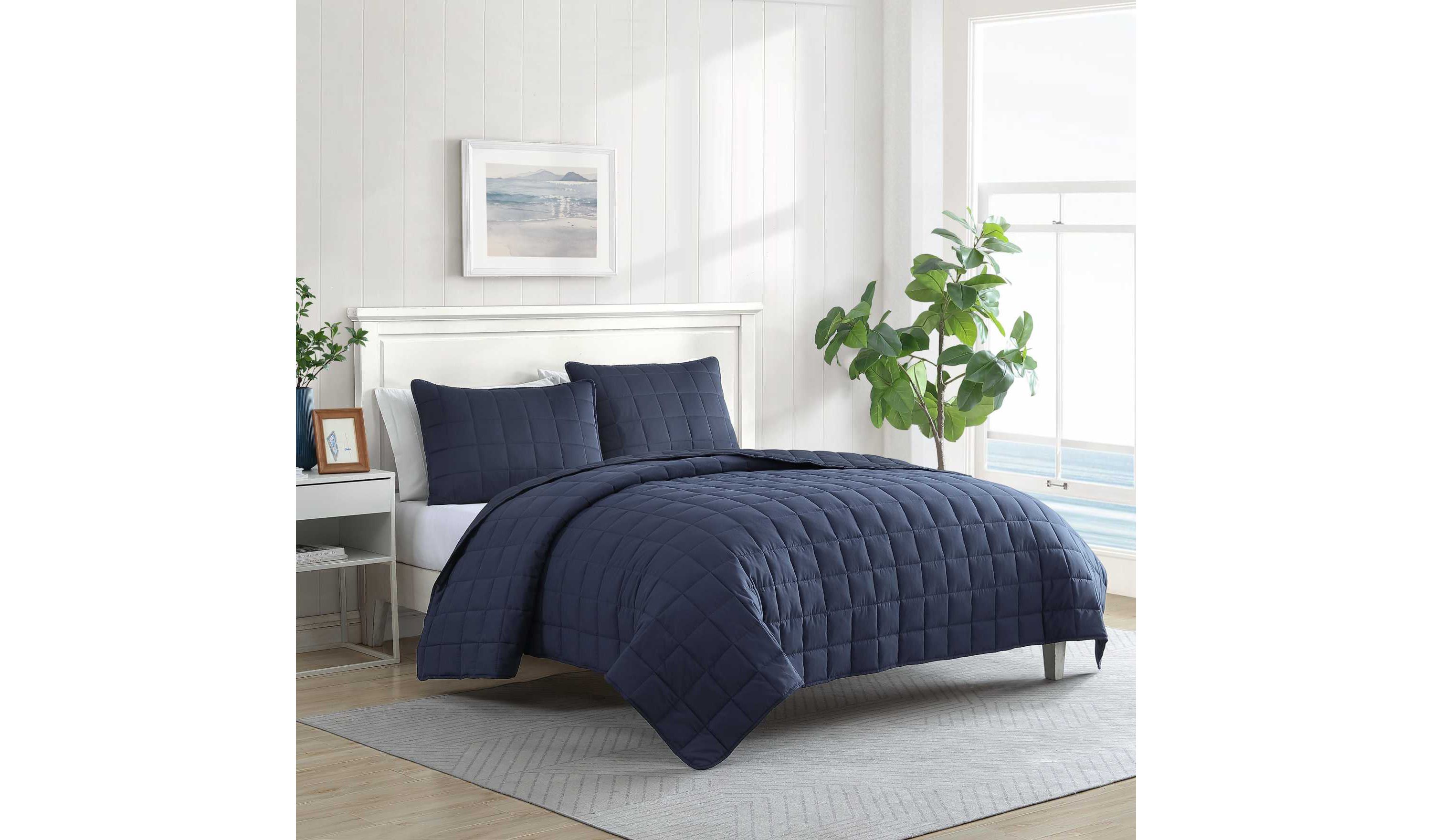 Solid Brushed Micro Jersey Microfiber Quilt Set