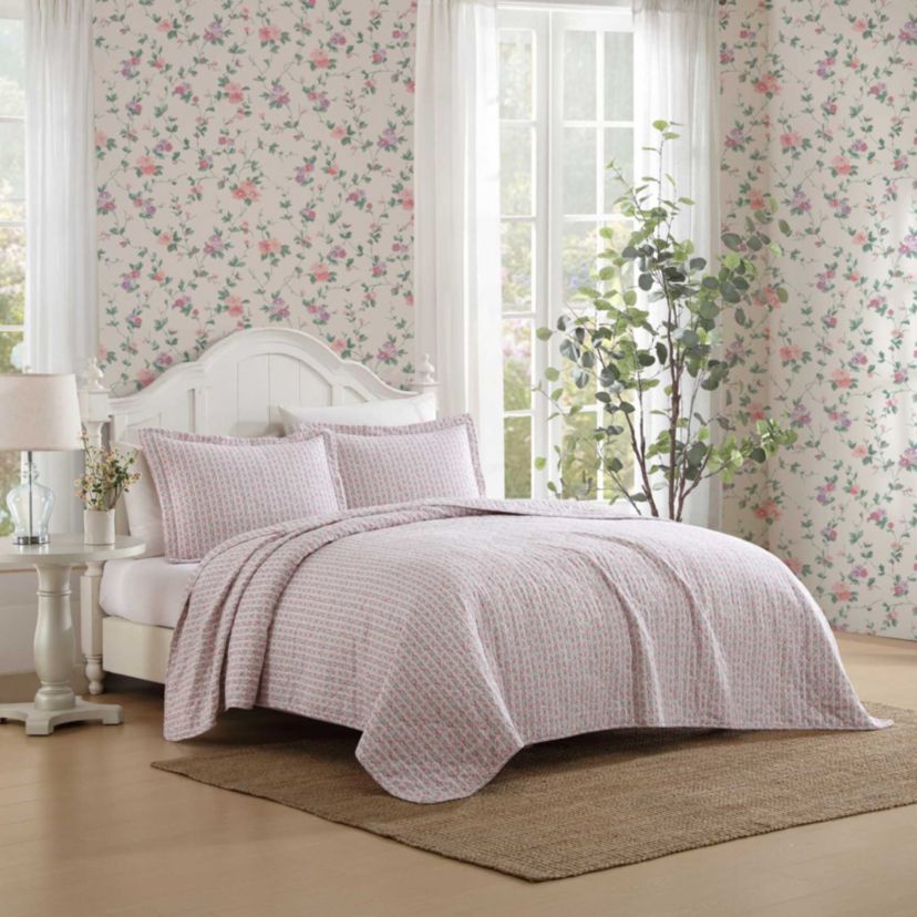 Marta Stripe Cotton Quilt Set