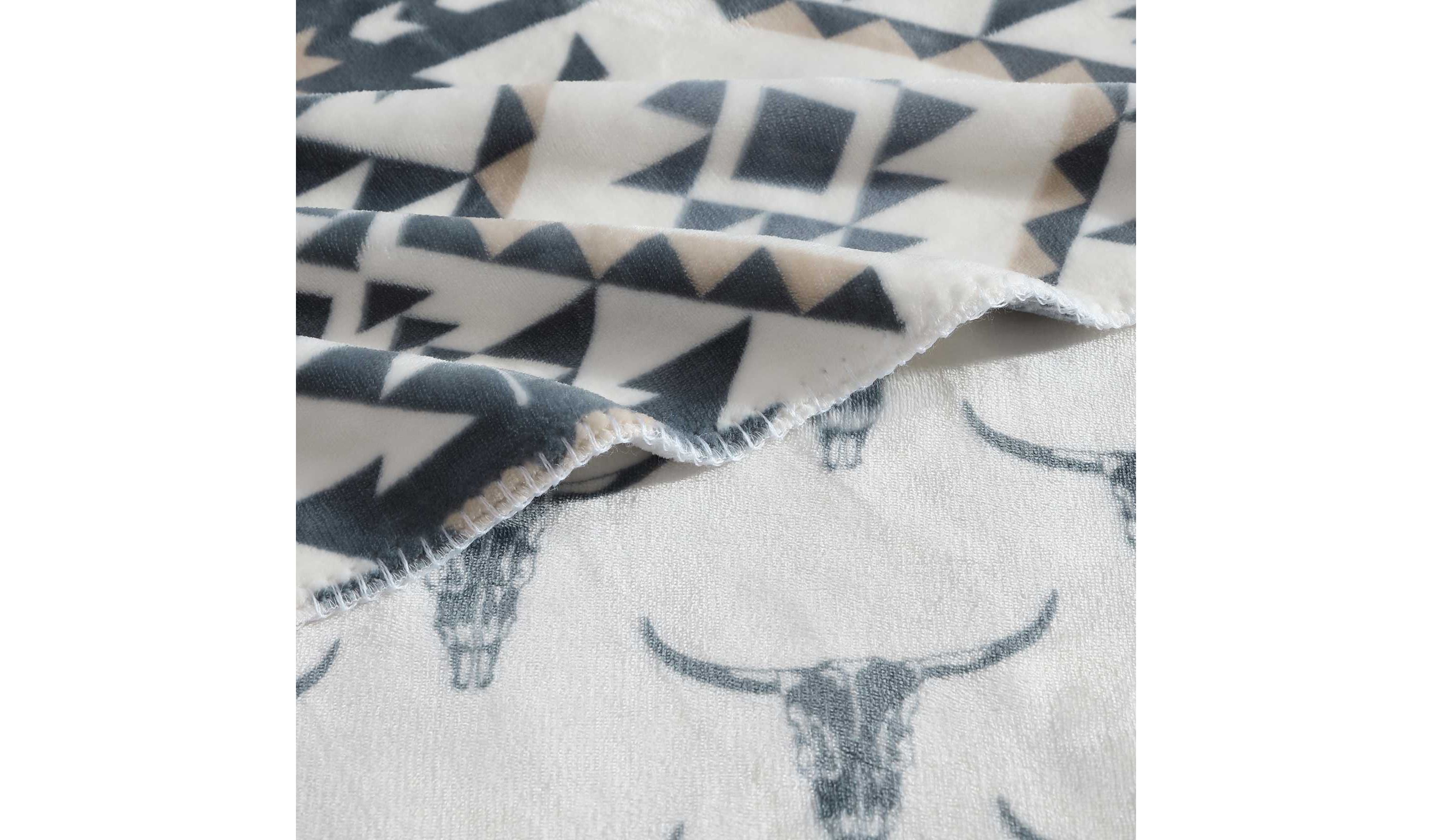 Dakota Reversible Microfiber Blanket
