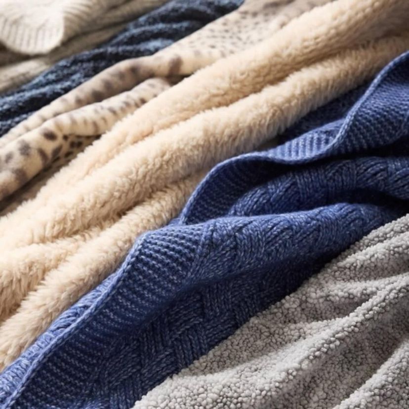 Treillage Knit Throw Blanket