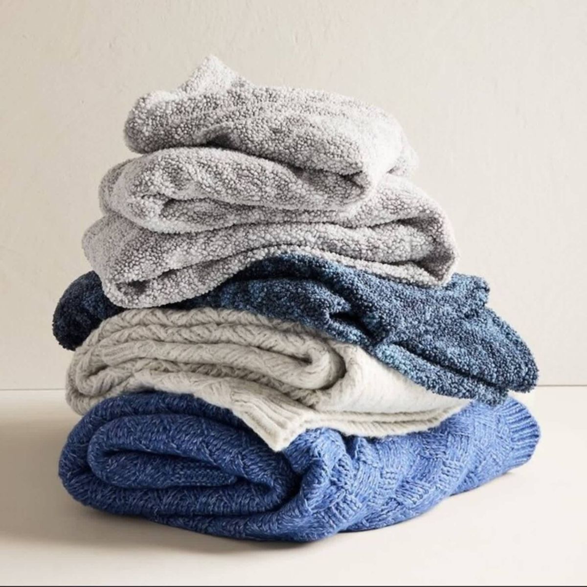 Treillage Knit  Throw Blanket