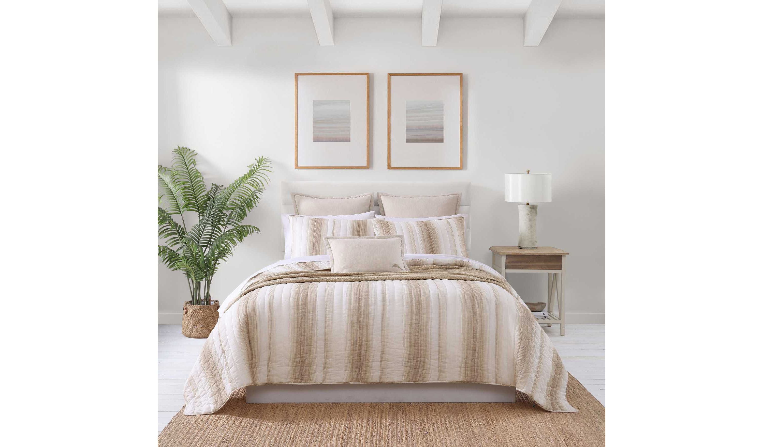 La Prisma Stripe Texture Cotton Quilt-Sham Set