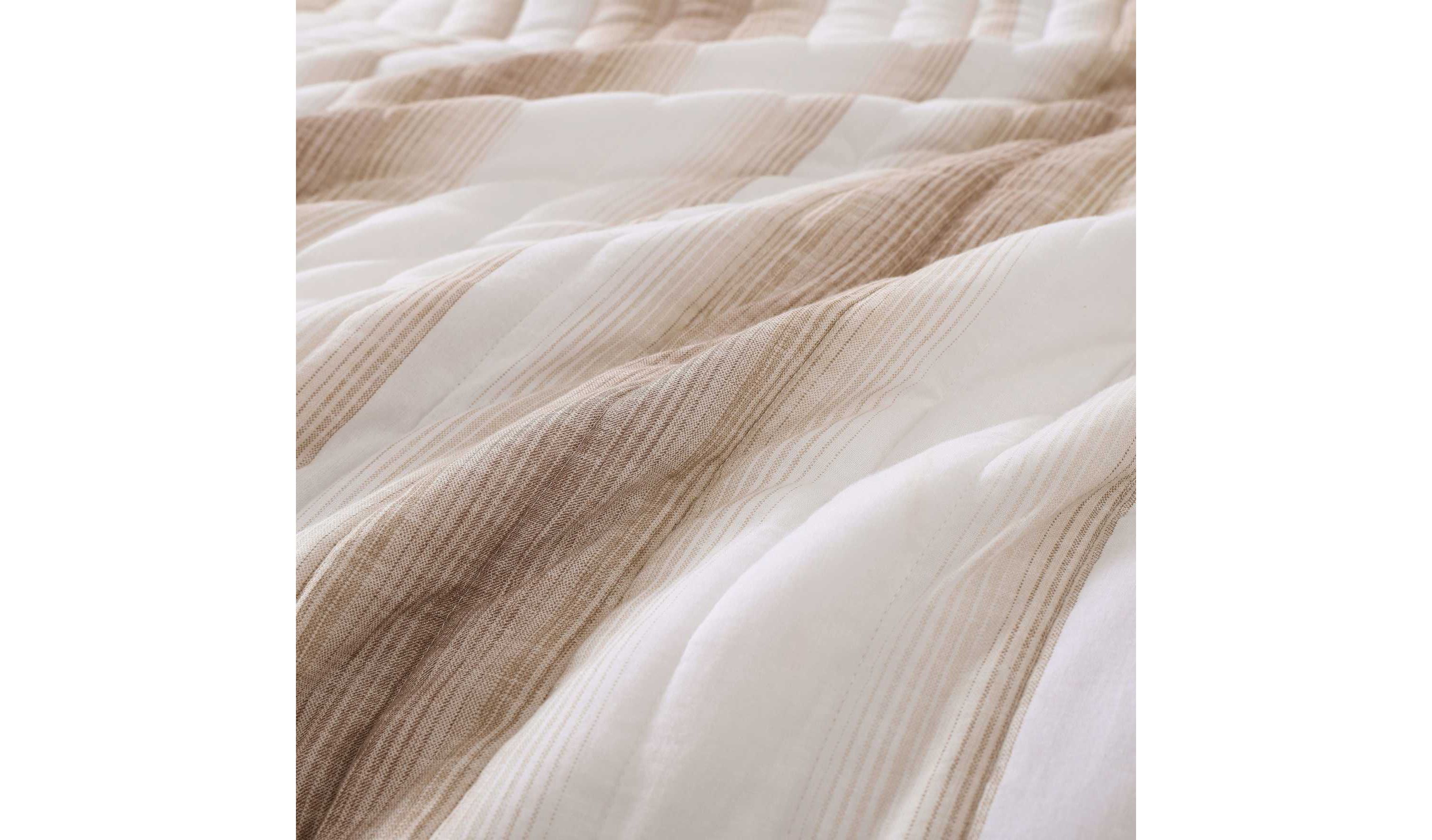 La Prisma Stripe Texture Cotton Quilt-Sham Set