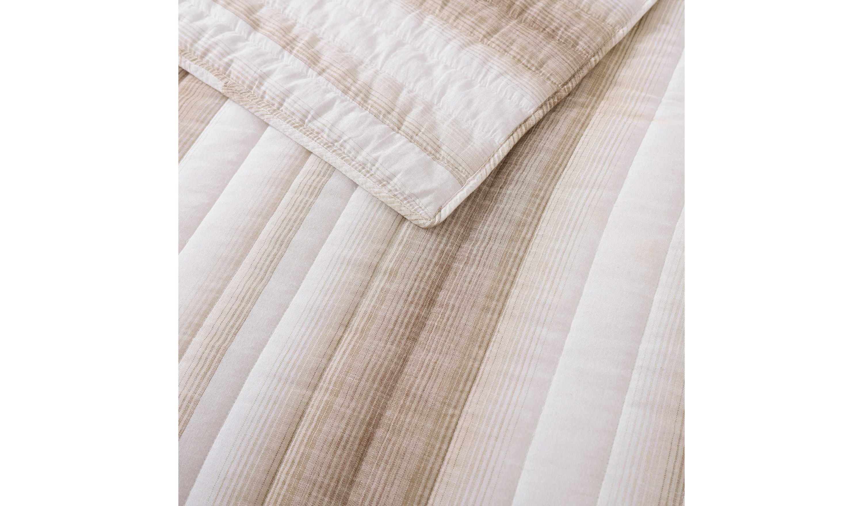 La Prisma Stripe Texture Cotton Quilt-Sham Set