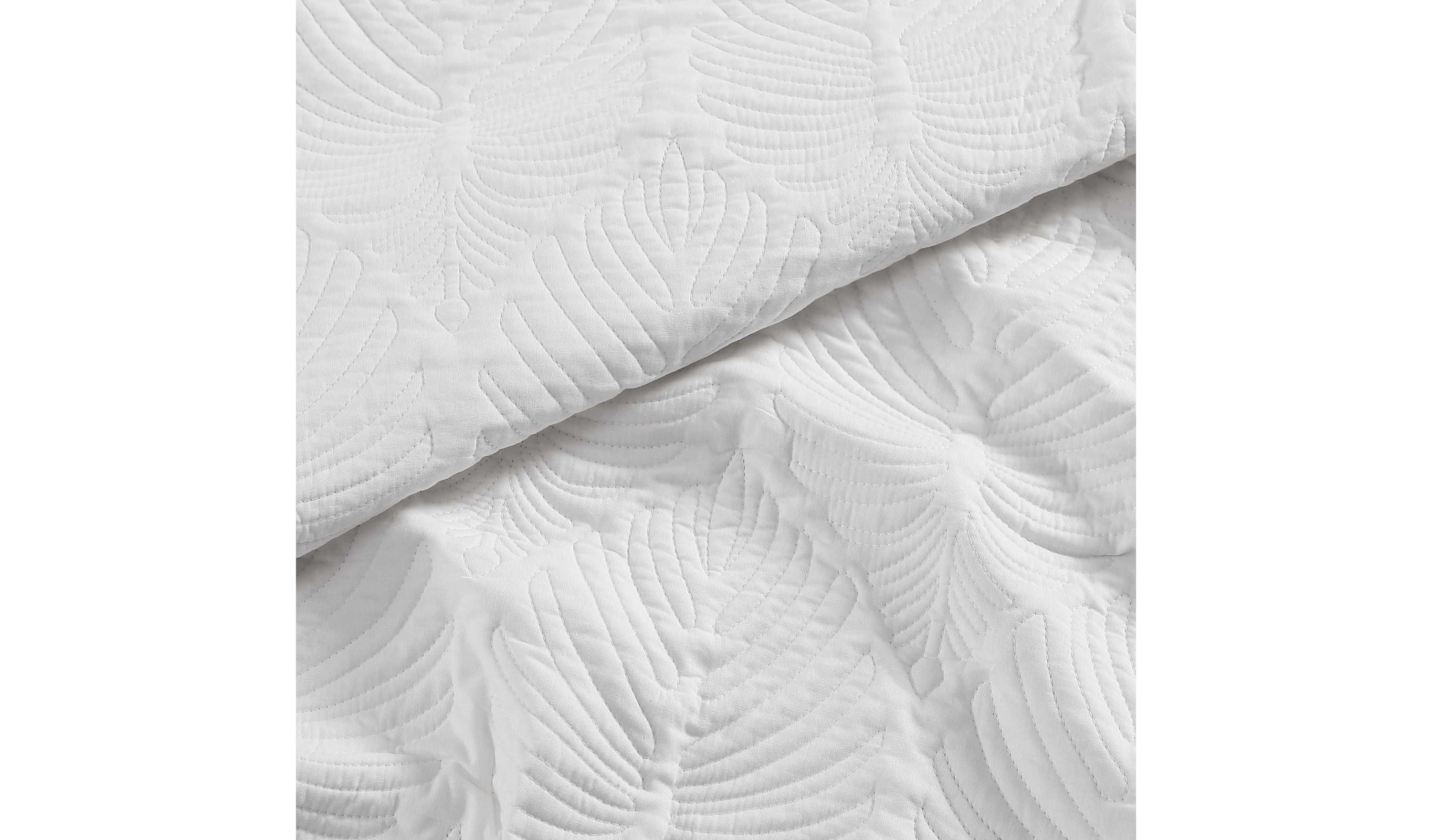 Line Palm Cotton Quilt Set