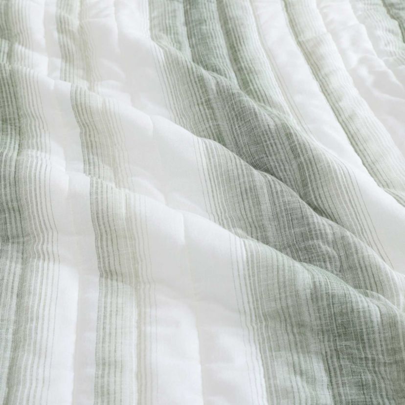 La Prisma Stripe Texture Cotton Quilt Set