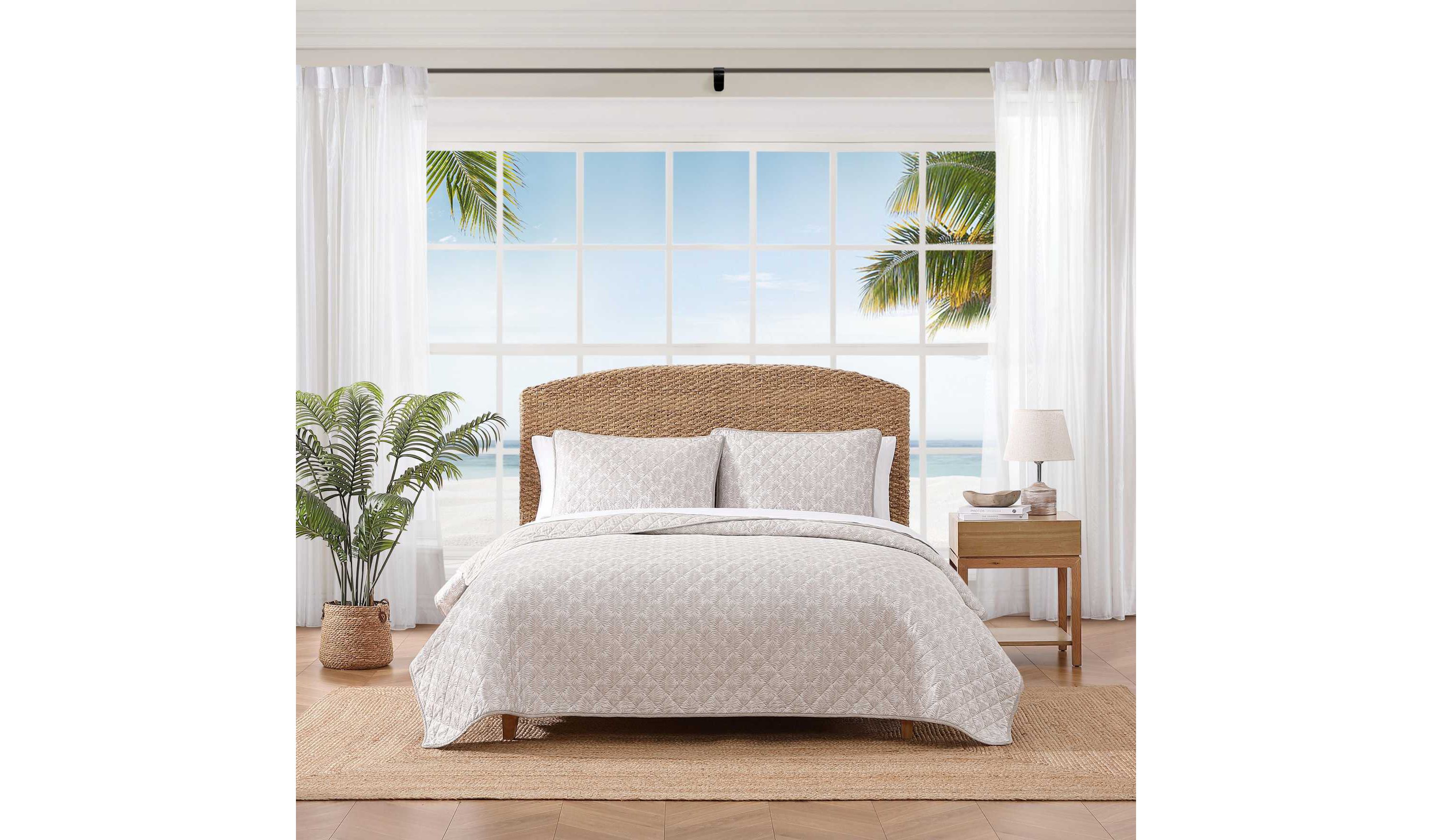 Bahama Fronds Cotton Quilt Set