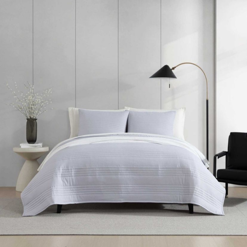 Seersucker Stripe Microfiber Quilt Set