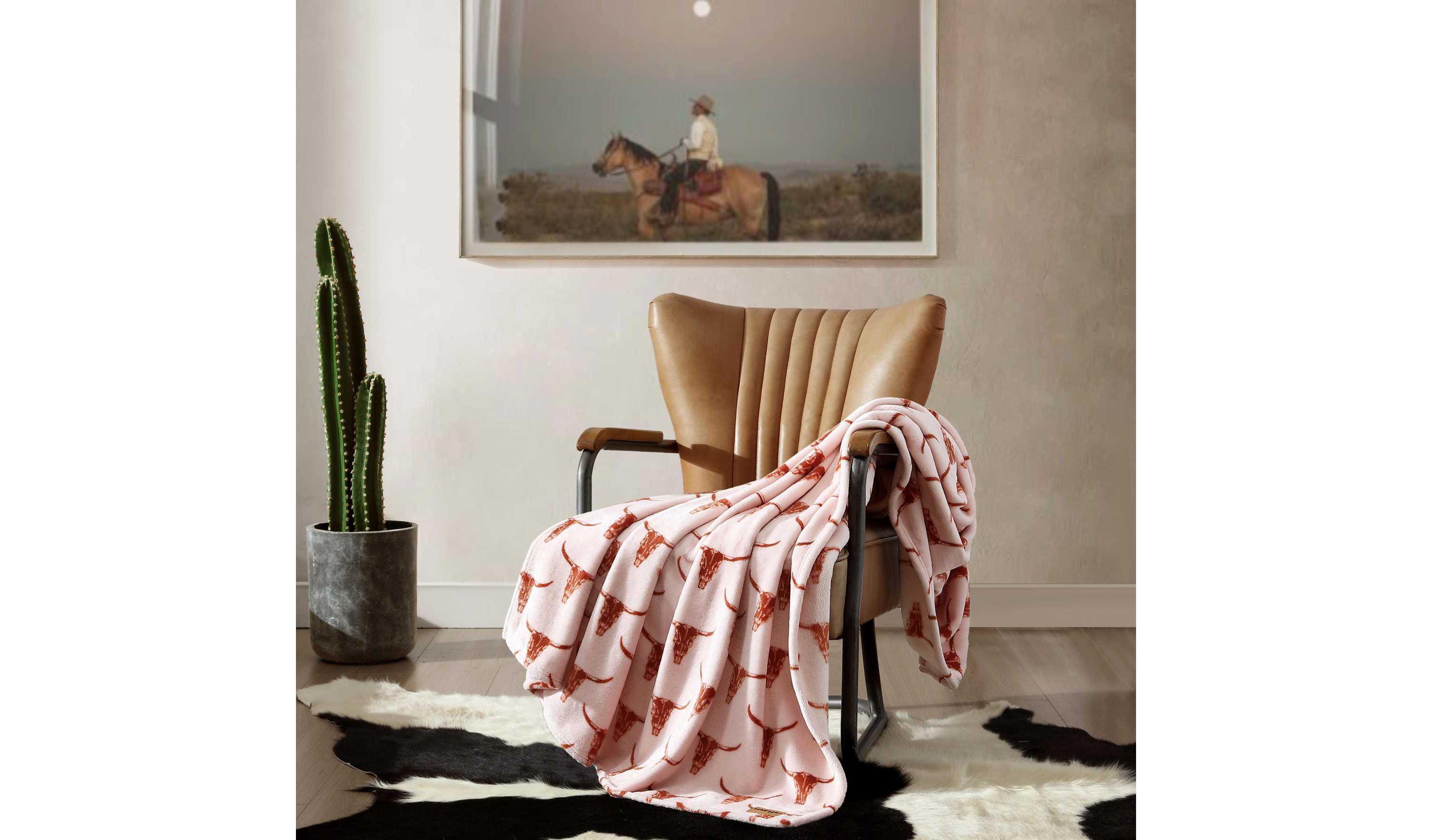 Steer Head Microfiber Throw Blanket