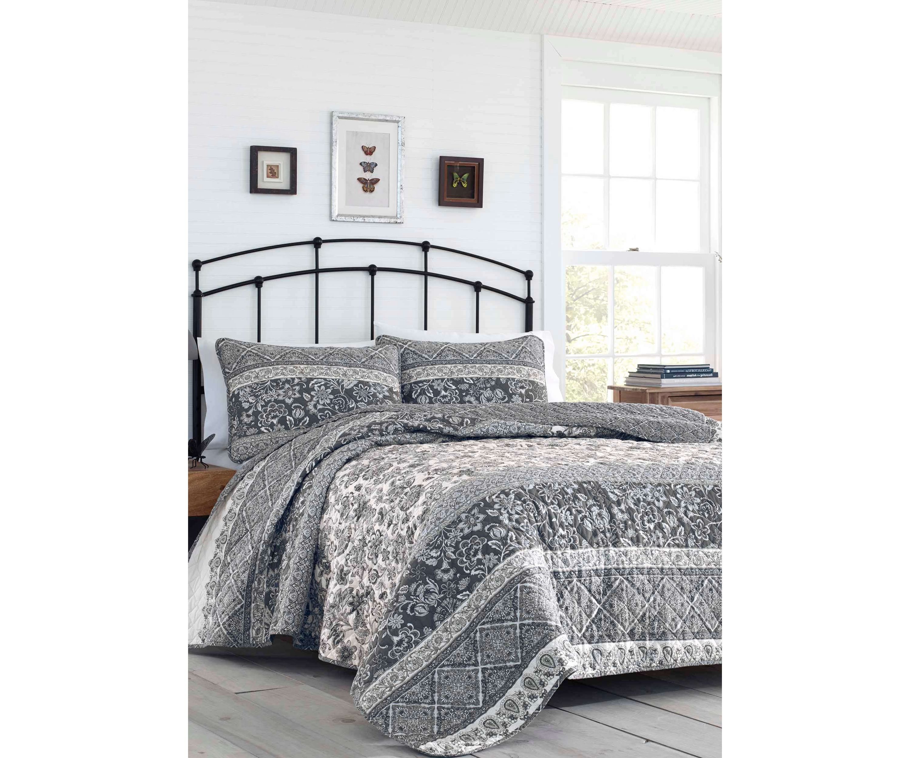 Abbey Bedding Set