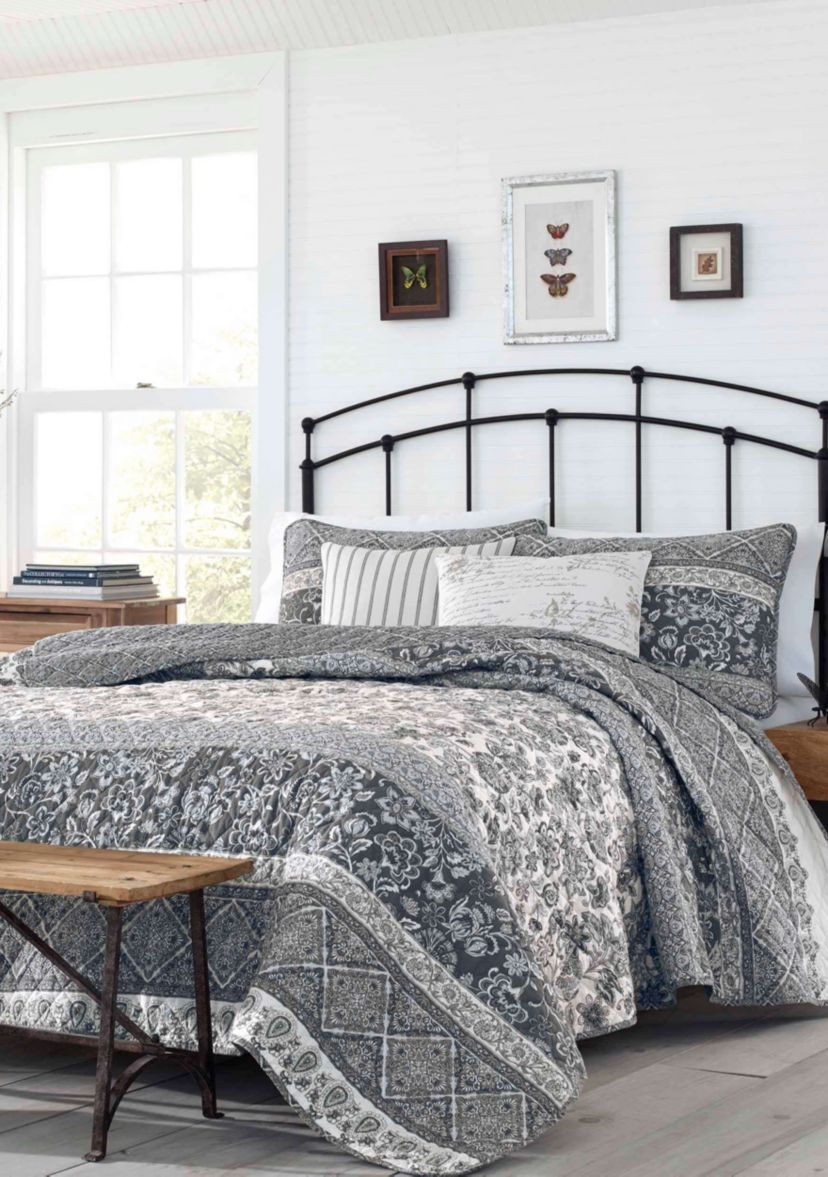 Abbey Bedding Set