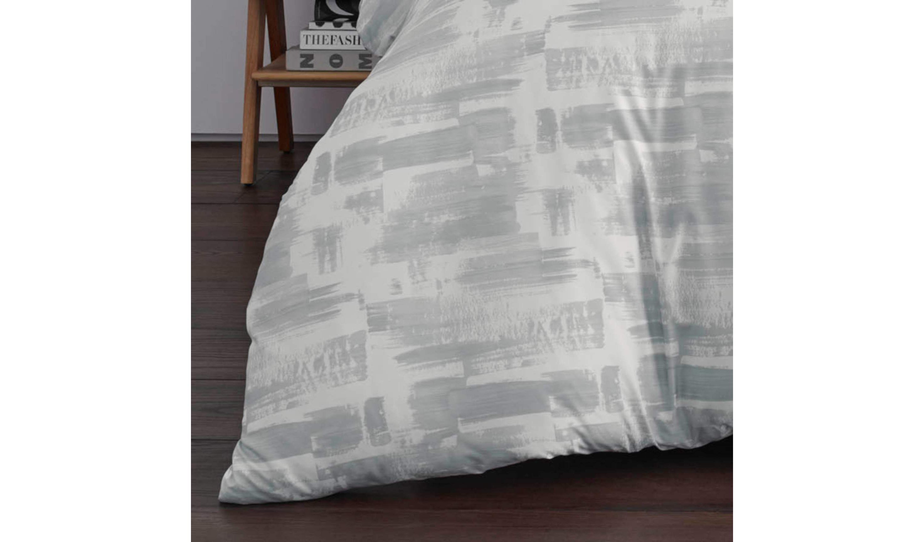 Aria Comforter Set