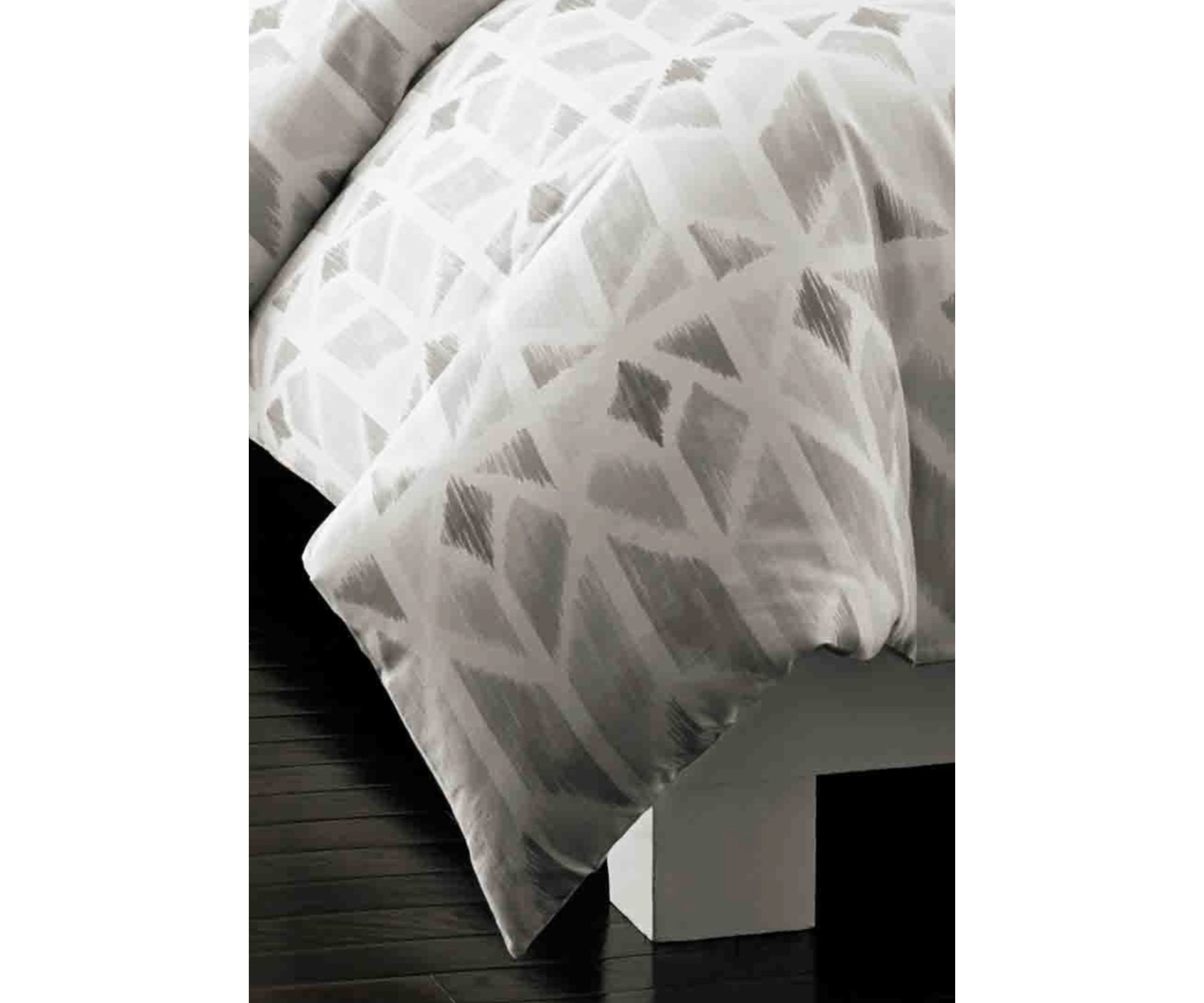 Grayson Bedding Collection