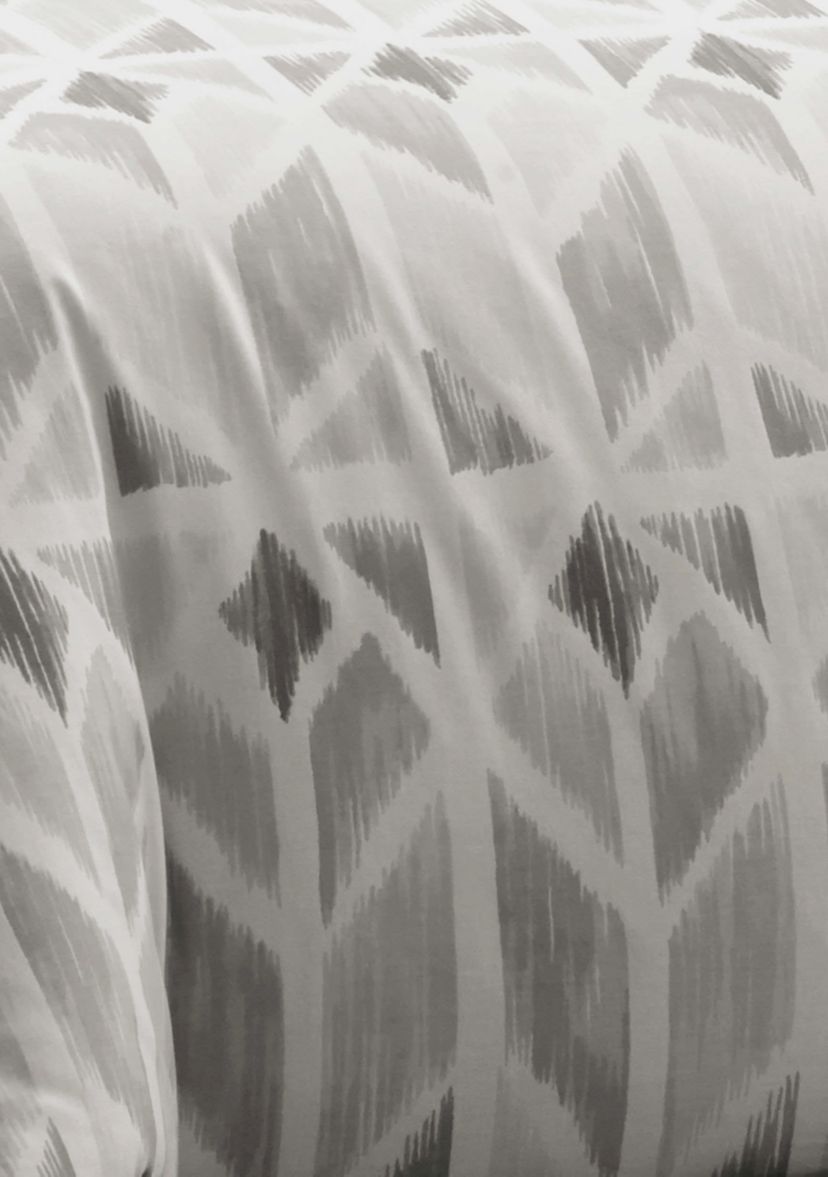 Grayson Bedding Collection