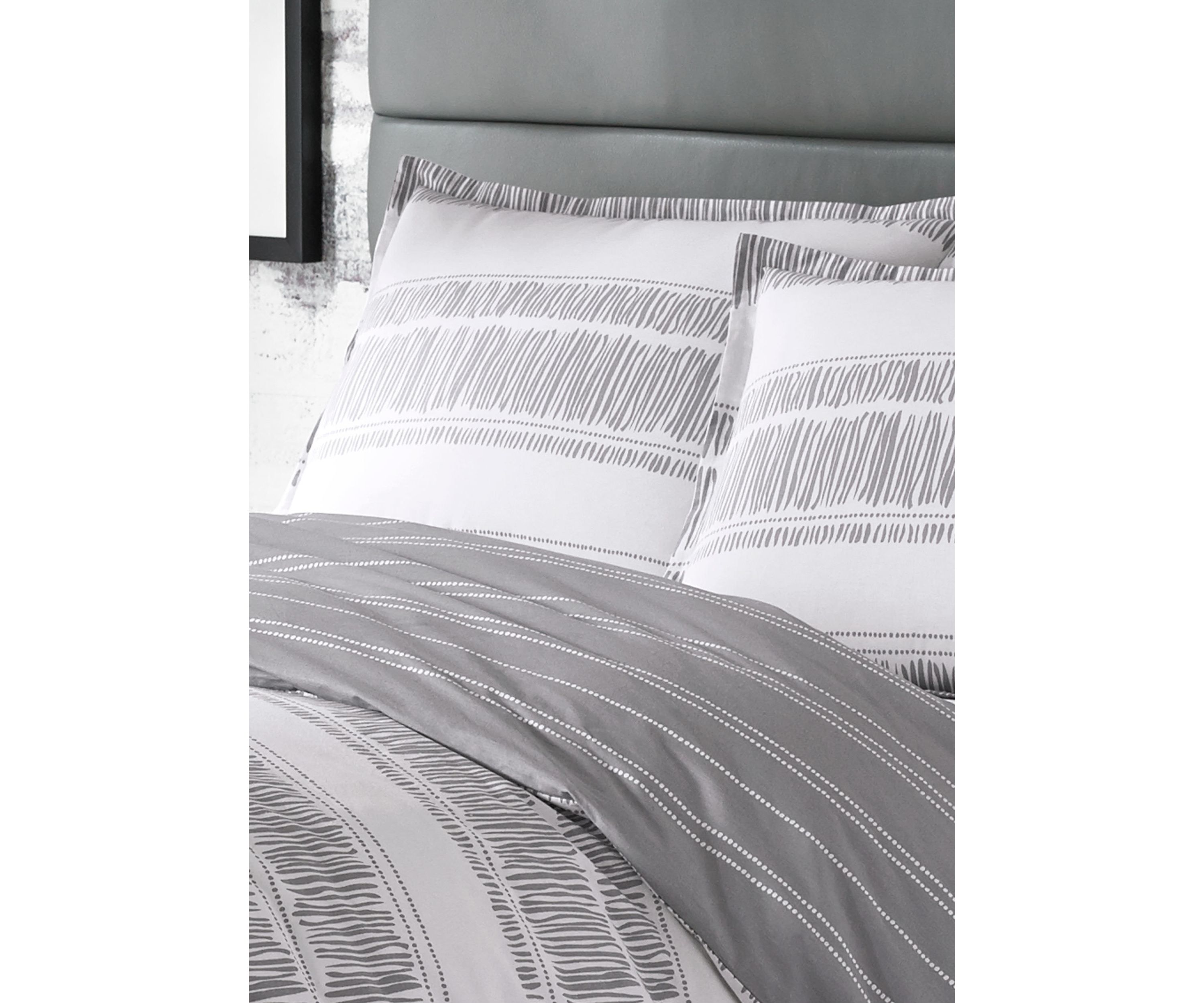 Ziggy Comforter Set
