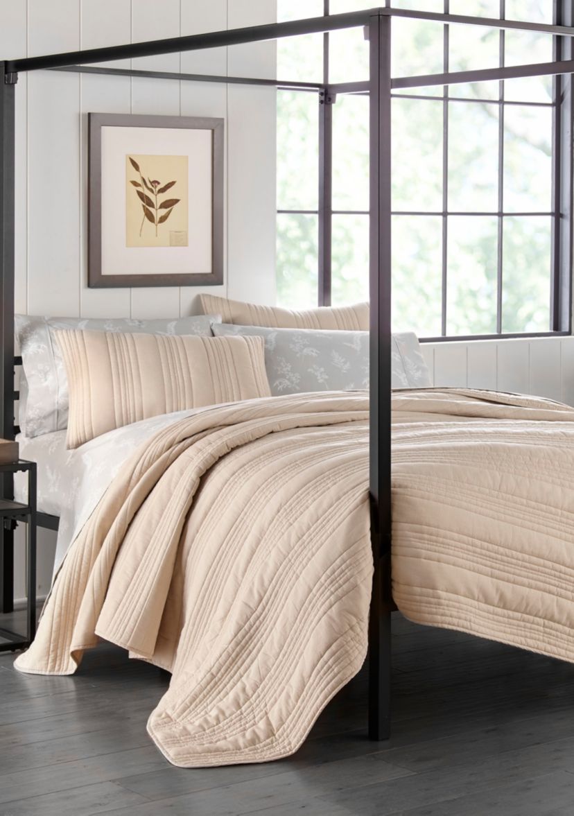Whitehills Bedding Collection