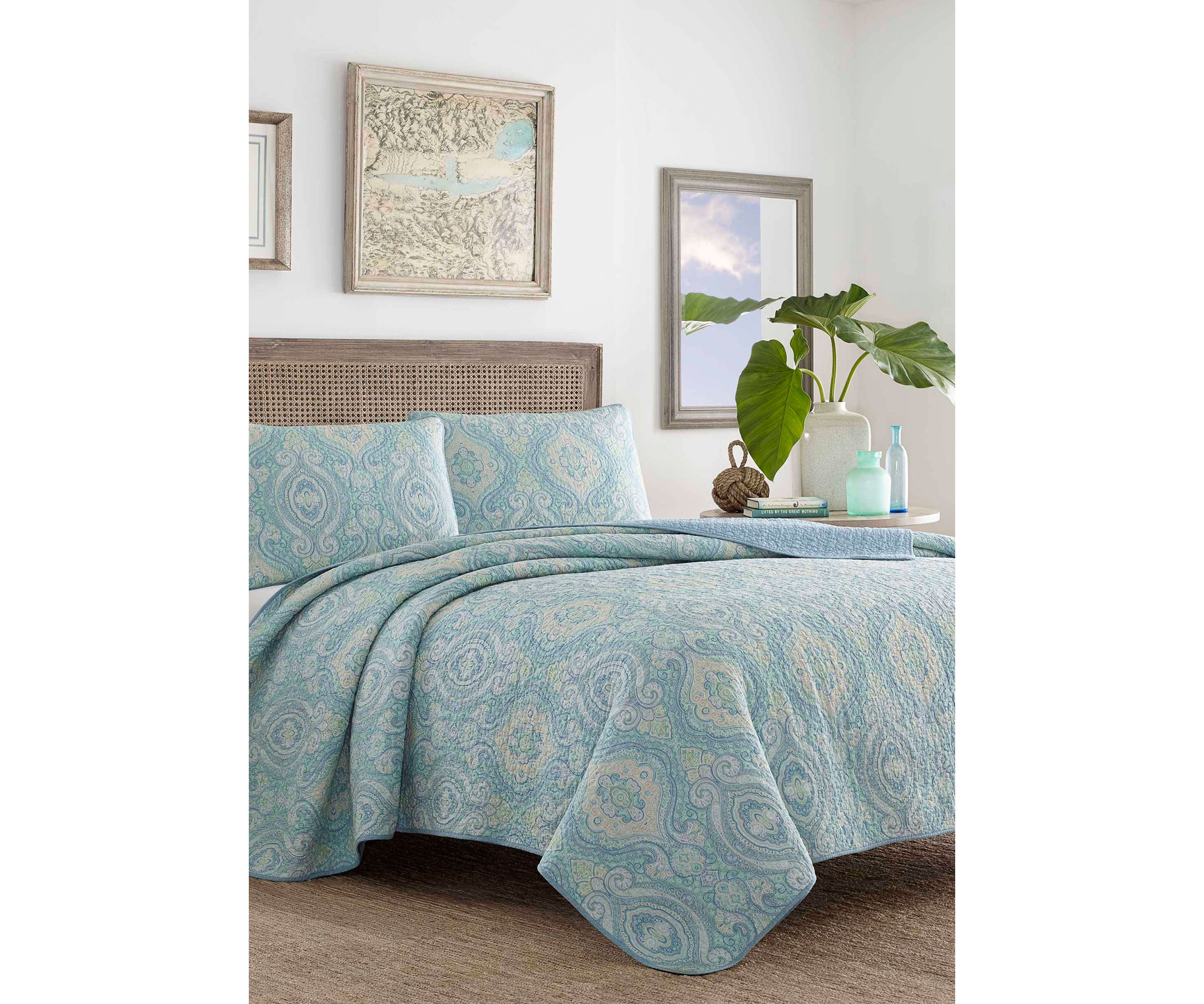 Turtle Cove 3-Piece Paisley Cotton Quilt Set