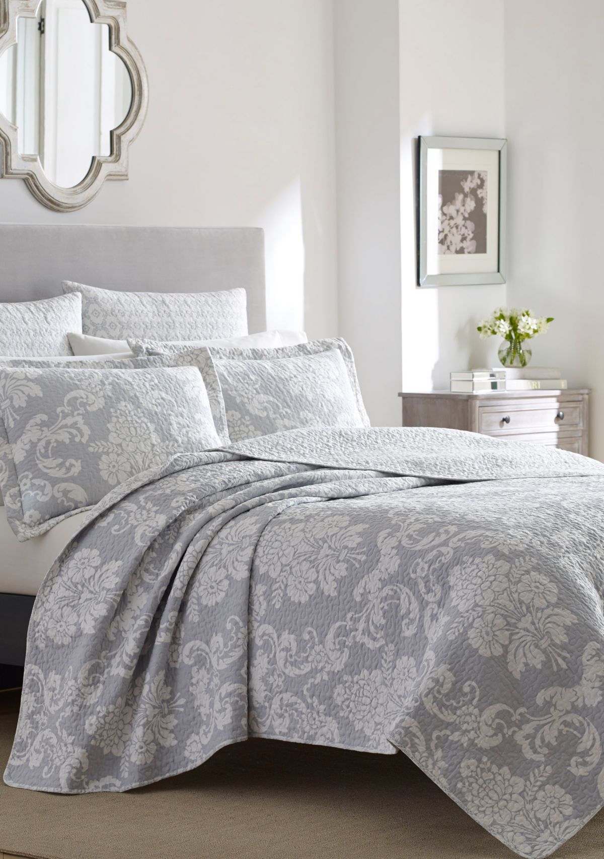 Twin Venetia Gray Quilt Set