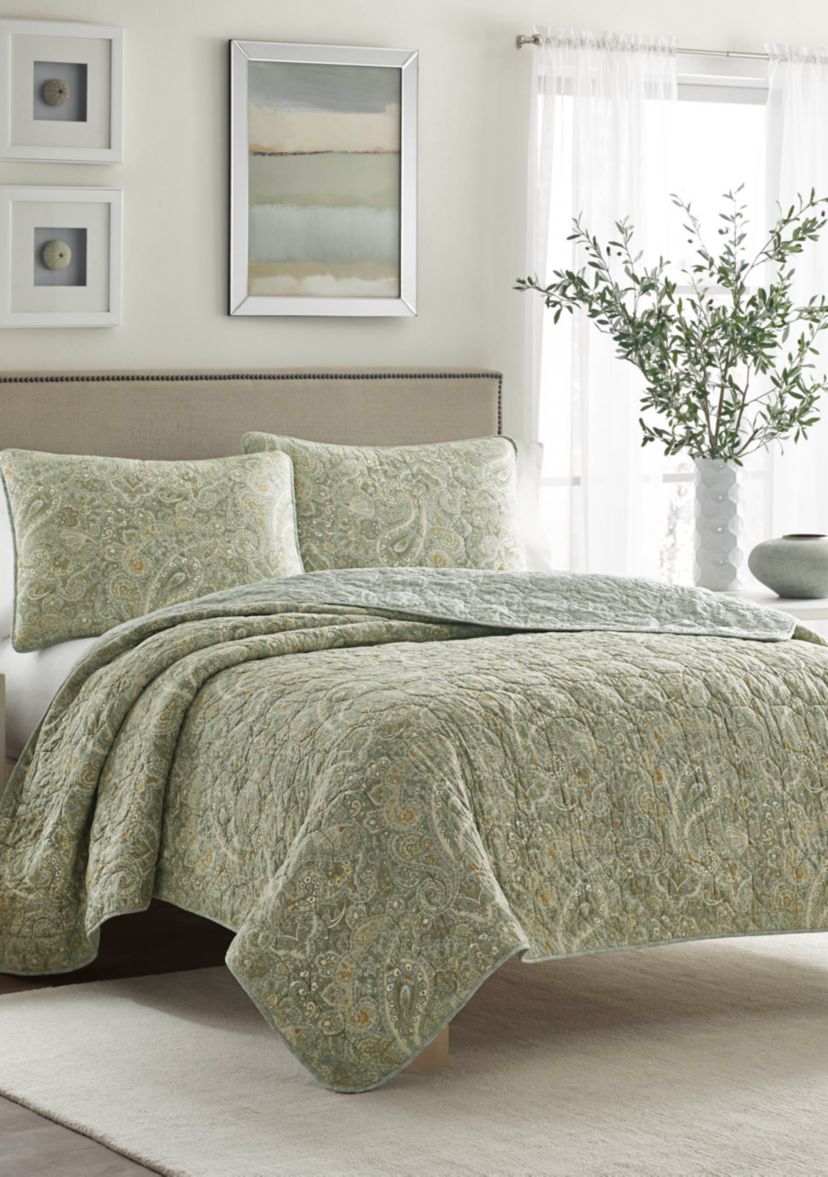 Emilia Quilt Set