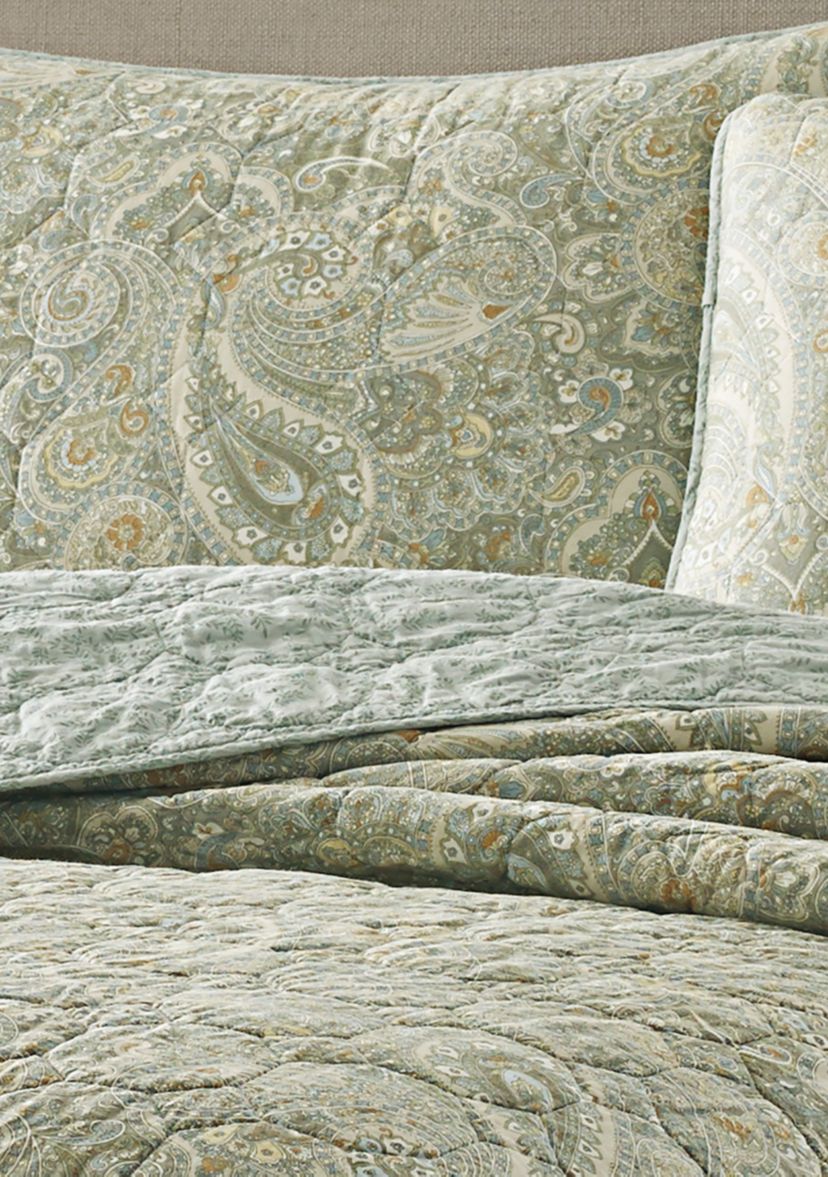 Emilia Quilt Set