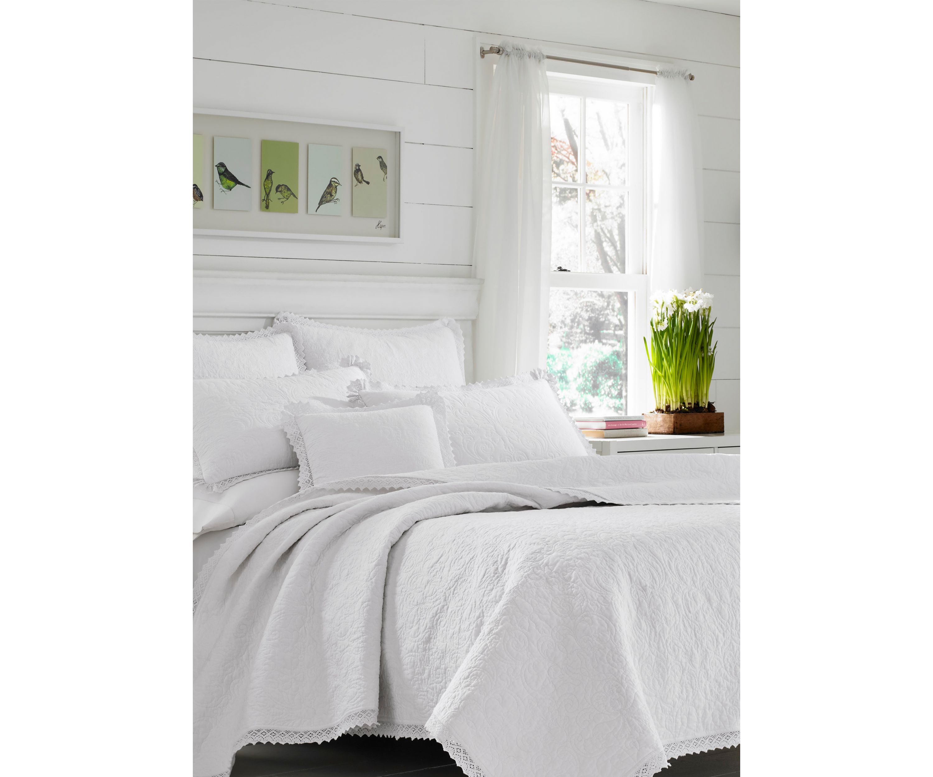 Twin Heirloom Crochet White Quilt Set
