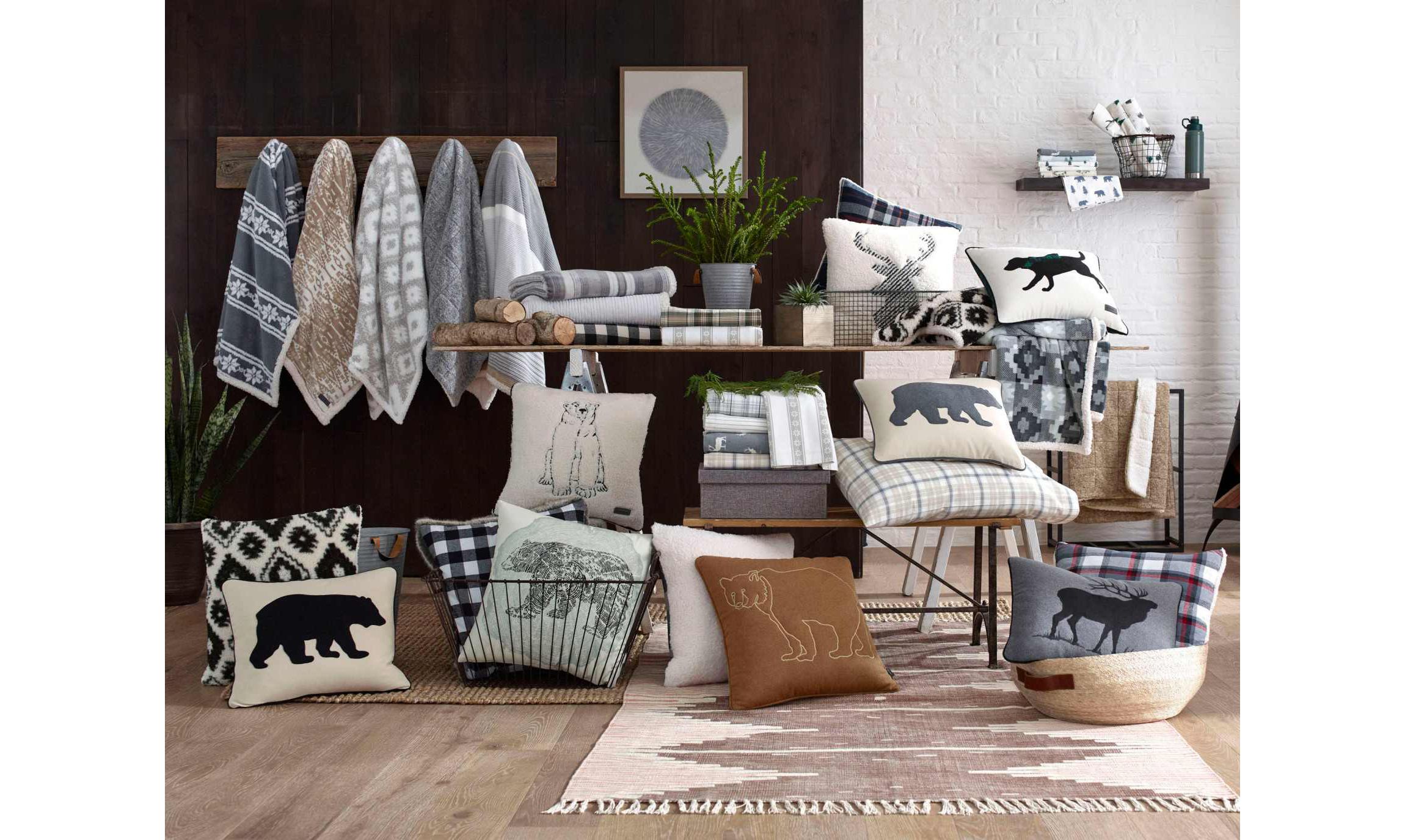 Cabin Plaid Stag Head Cotton Decorative Pillow
