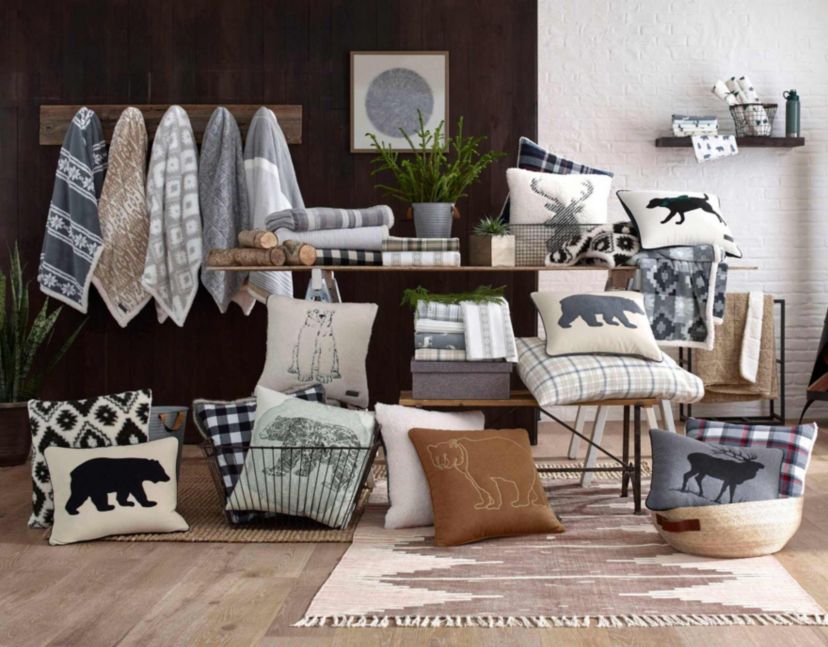 Cabin Plaid Stag Head Cotton Decorative Pillow